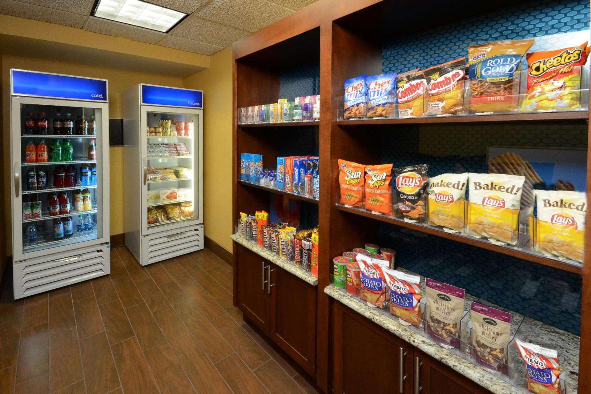 Hampton Inn Fayetteville Fort Bragg photo 21