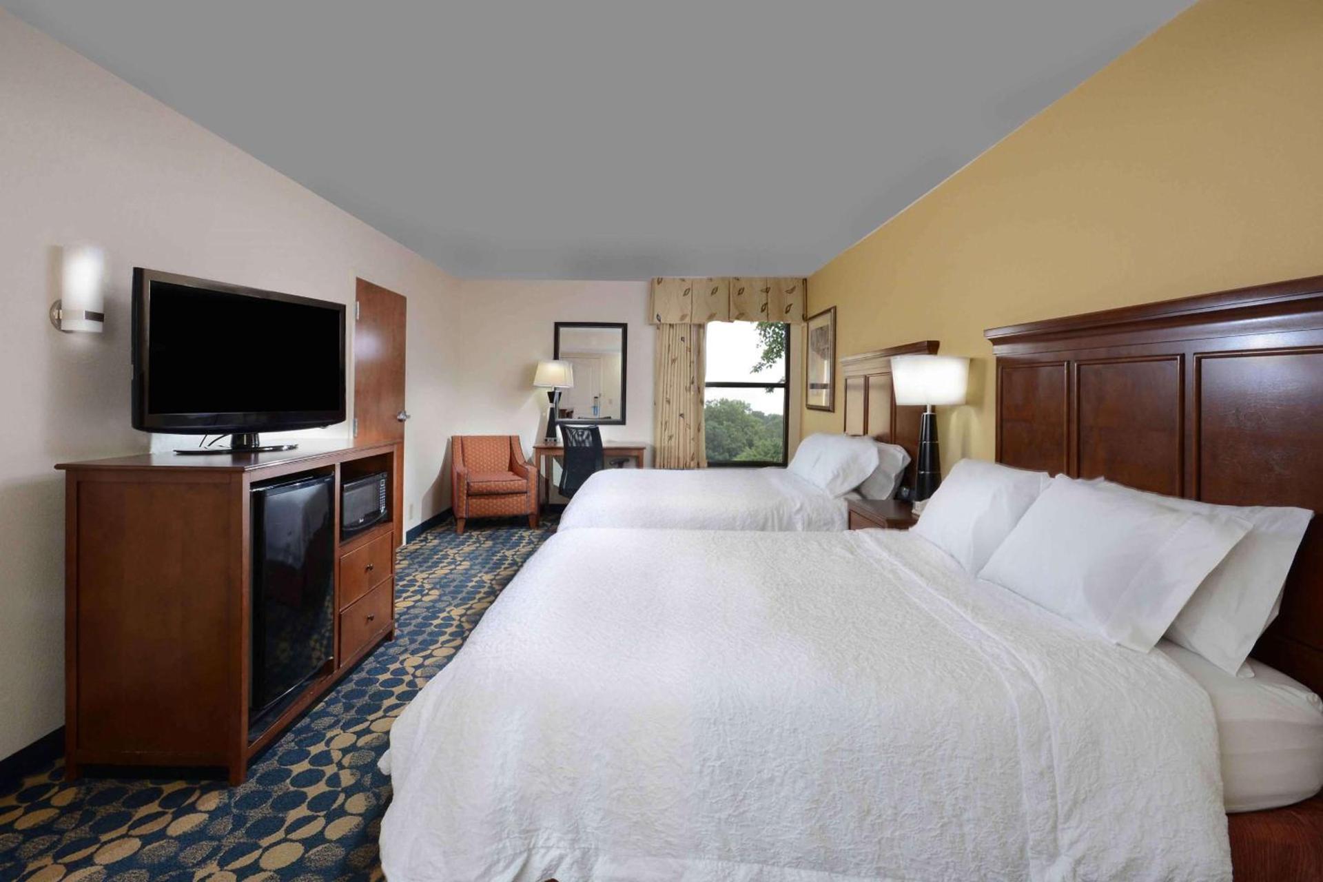 Hampton Inn Fayetteville Fort Bragg photo 23