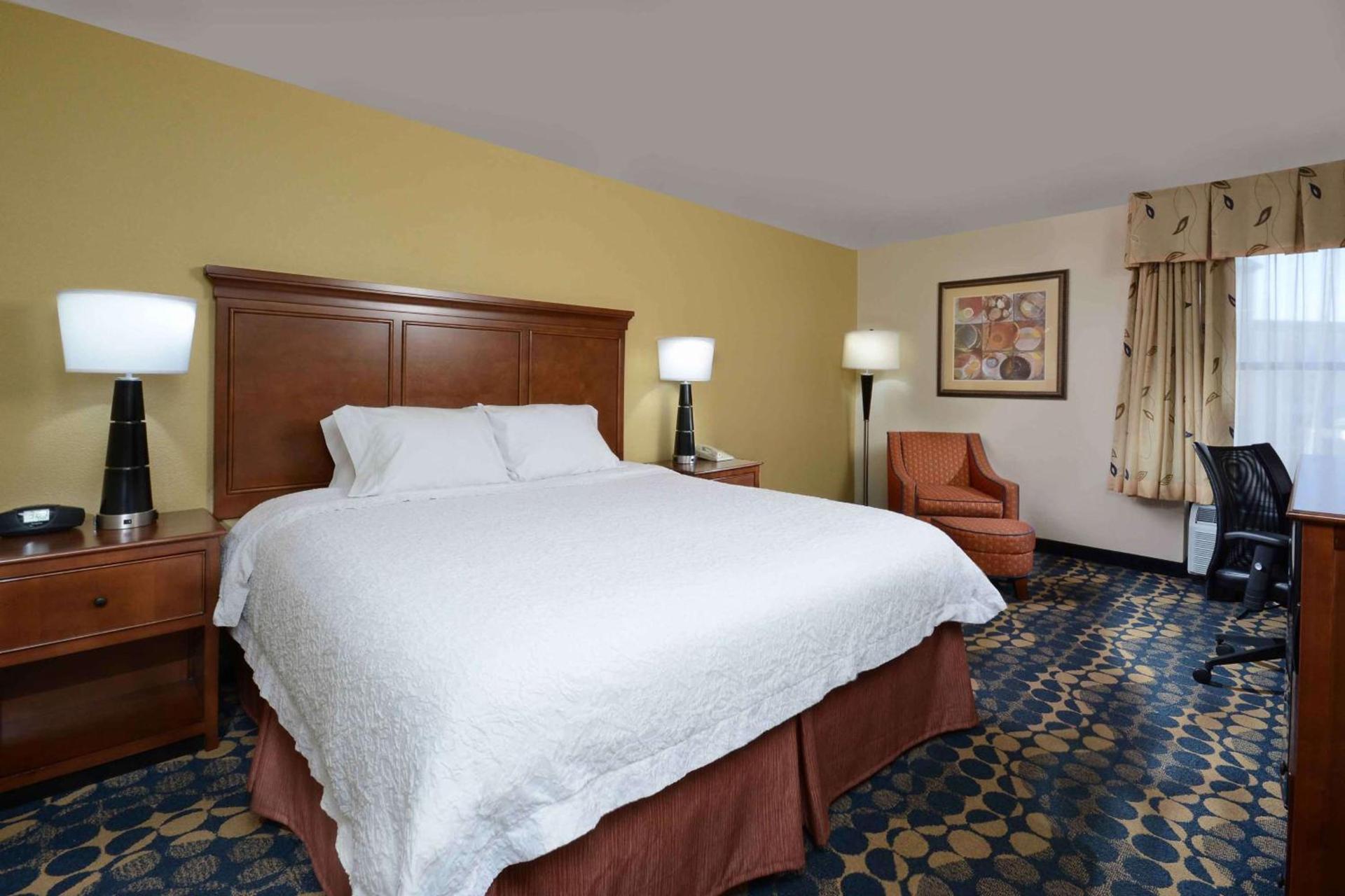Hampton Inn Fayetteville Fort Bragg photo 28