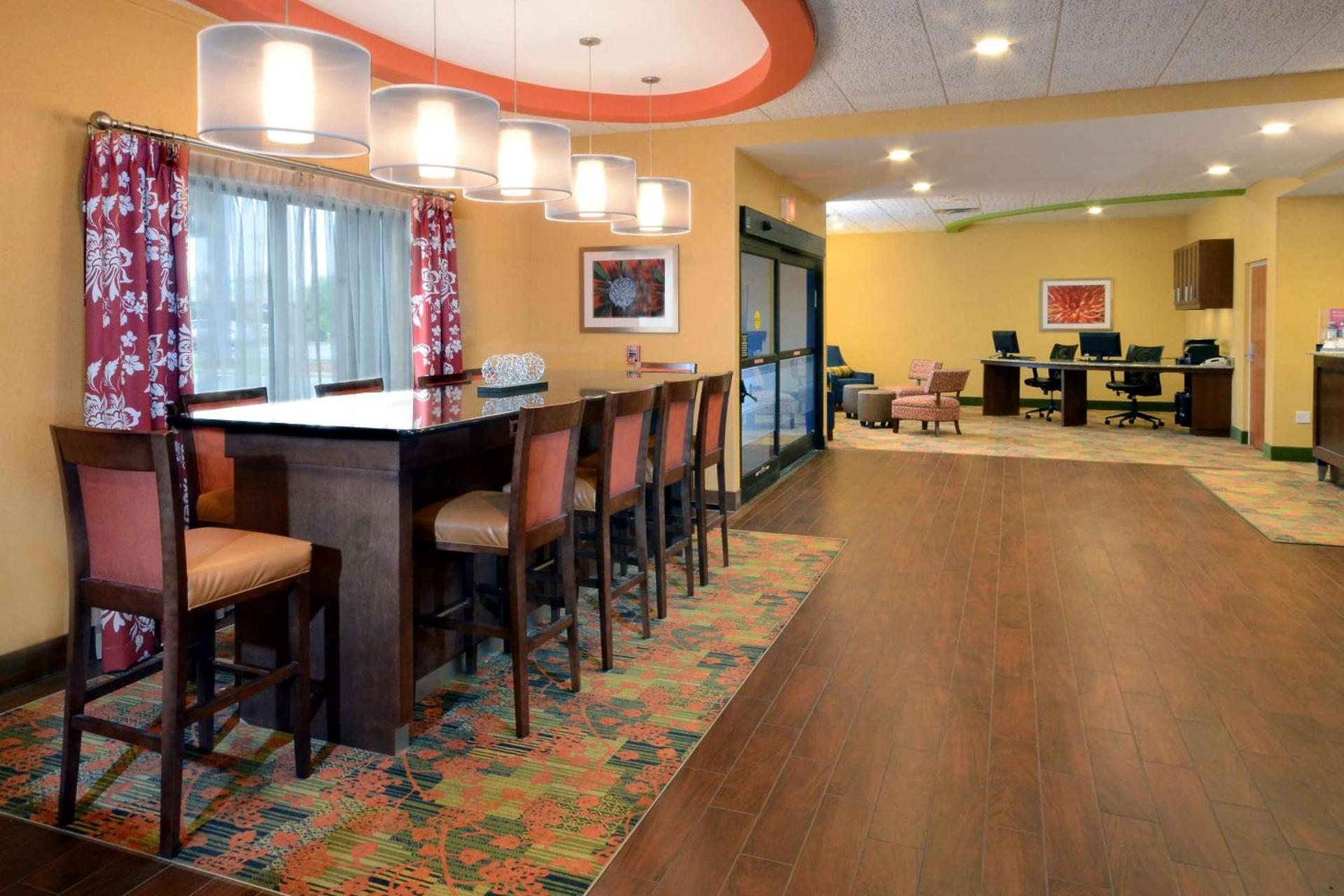 Hampton Inn Fayetteville Fort Bragg photo 32