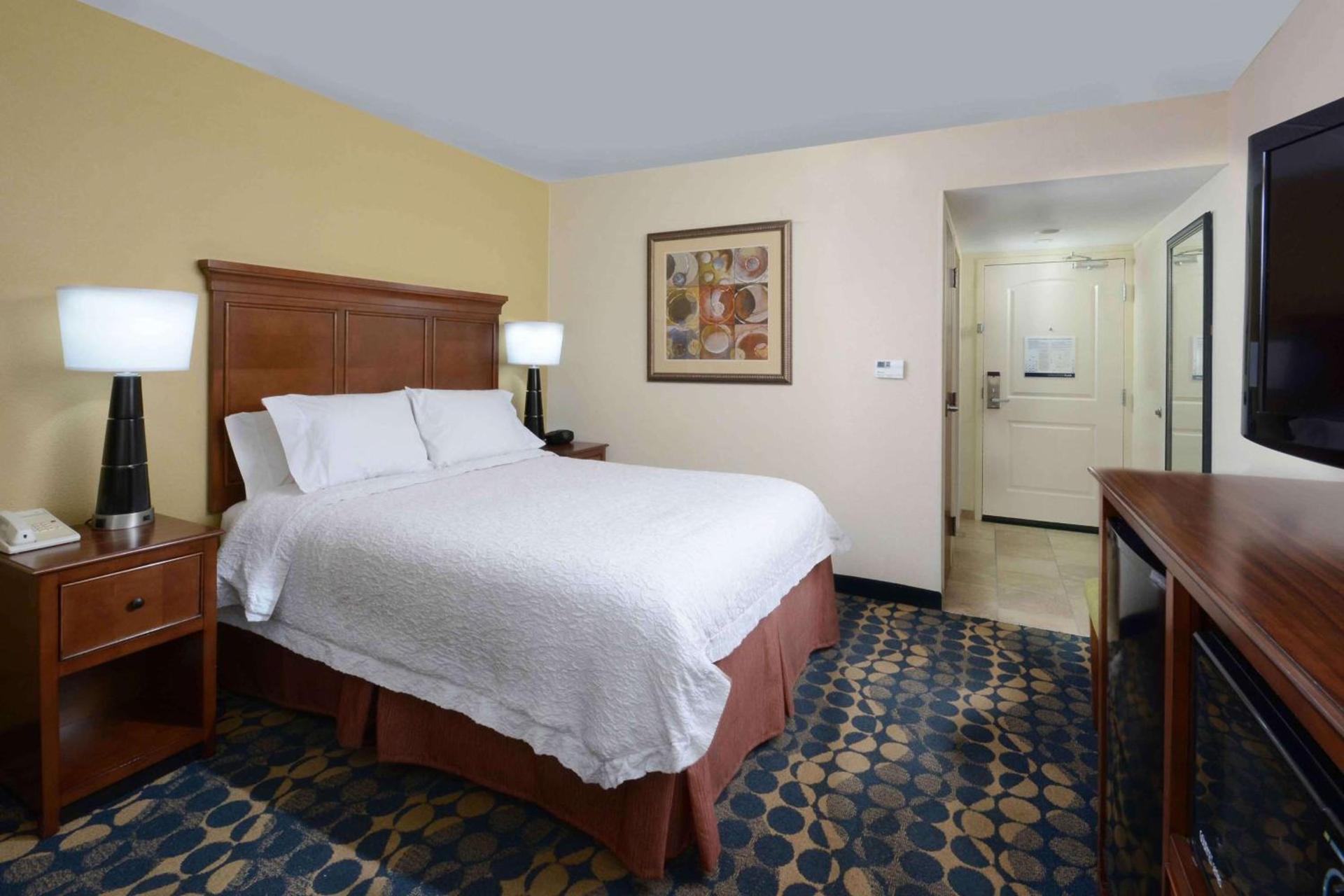 Hampton Inn Fayetteville Fort Bragg photo 39