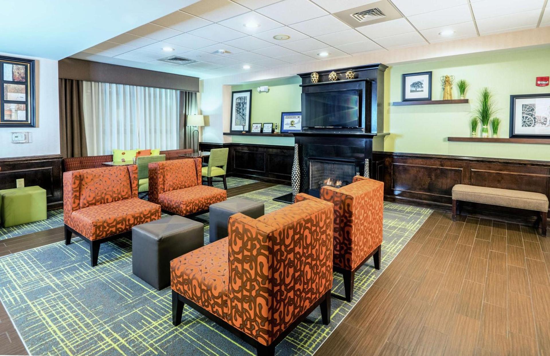 Hampton Inn Spring Lake Fayetteville photo 6