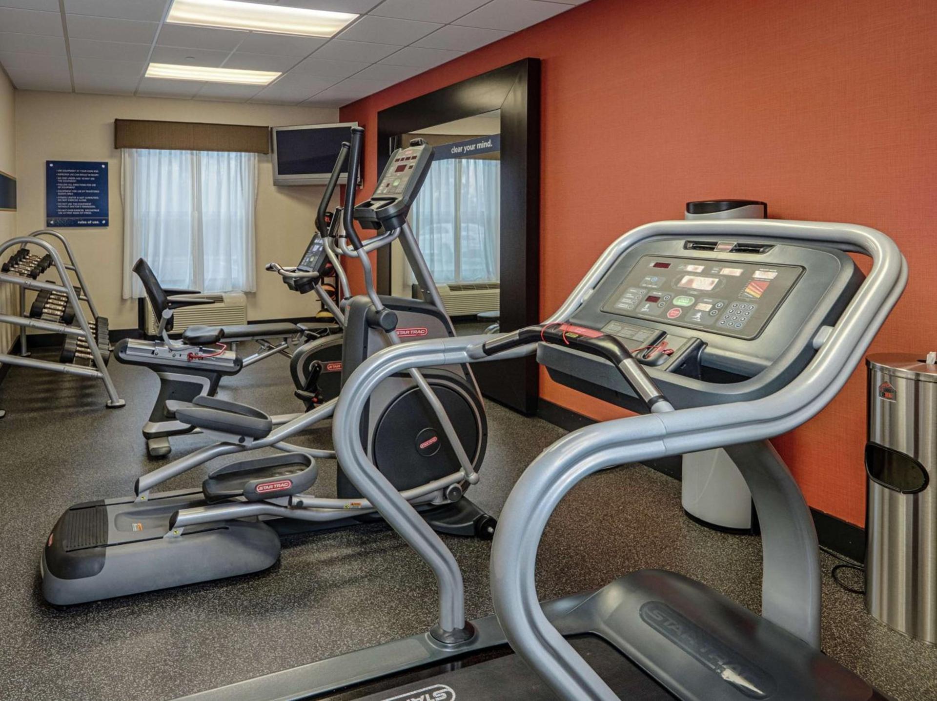Hampton Inn Spring Lake Fayetteville photo 23