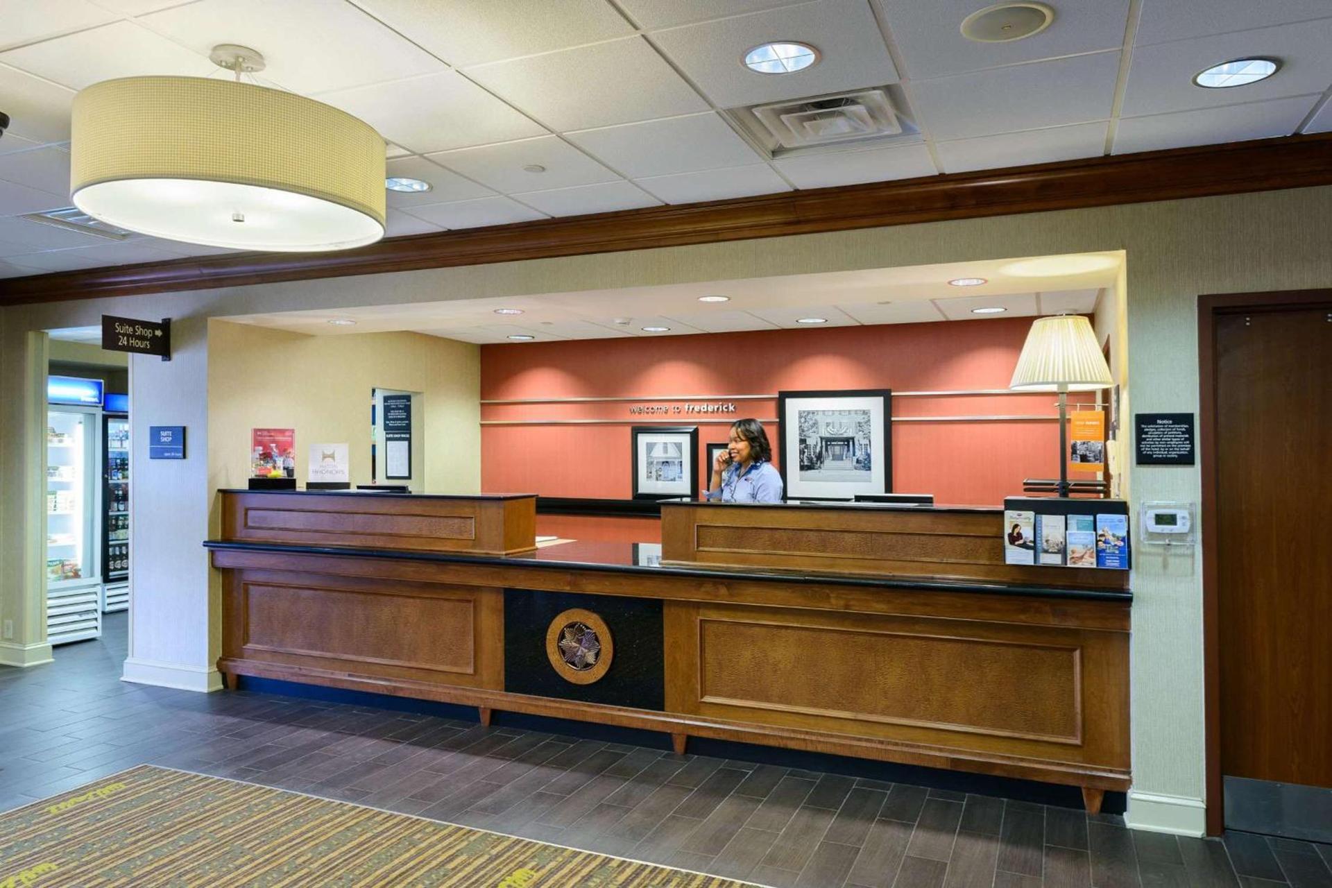 Hampton Inn & Suites Frederick/Fort Detrick photo 8