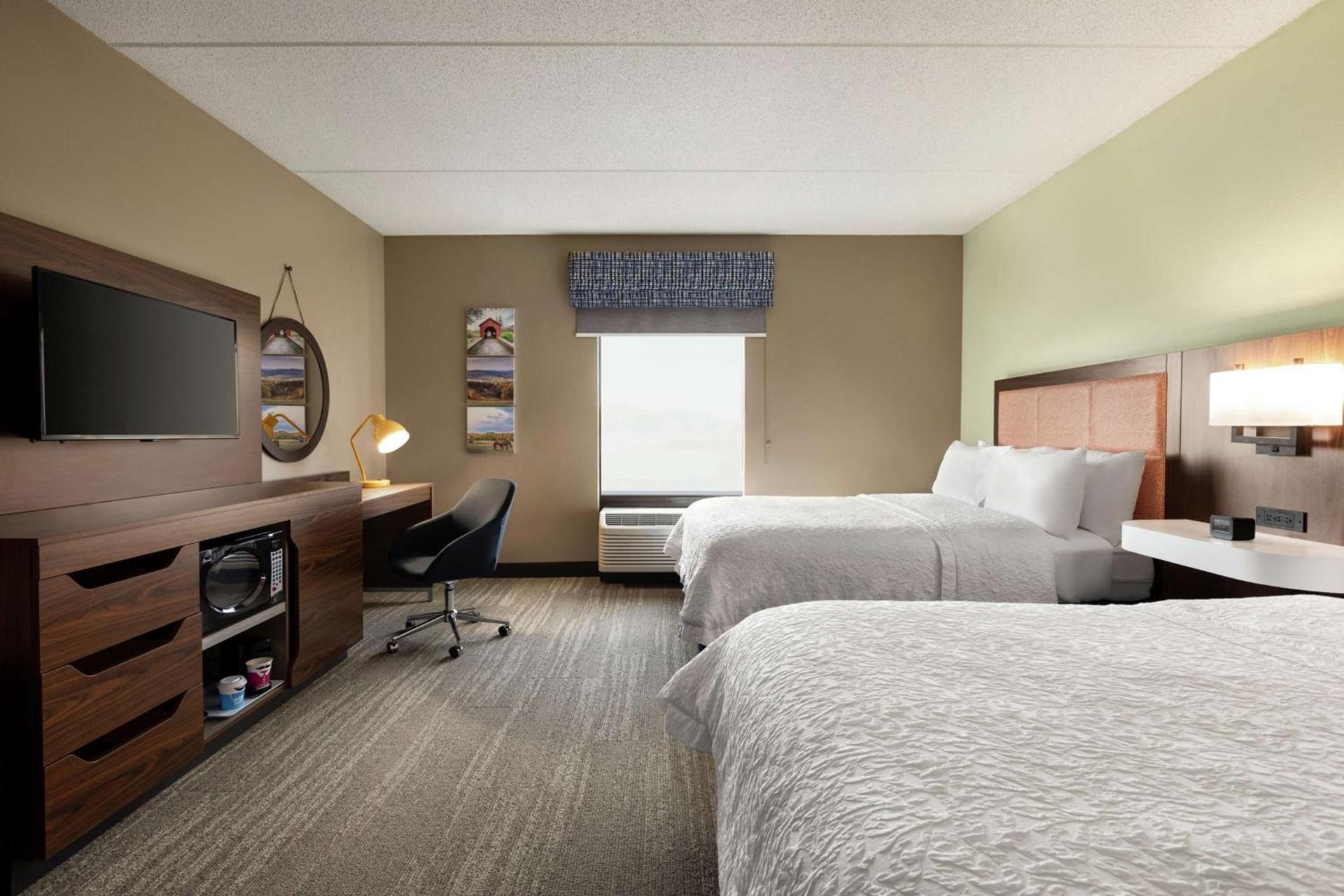 Hampton Inn & Suites Frederick/Fort Detrick photo 19