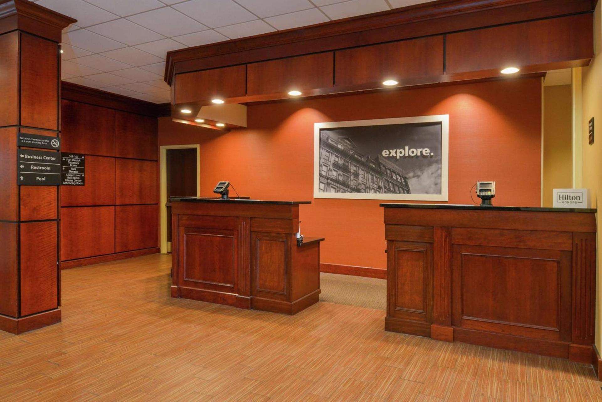 Hampton Inn Frederick photo 10