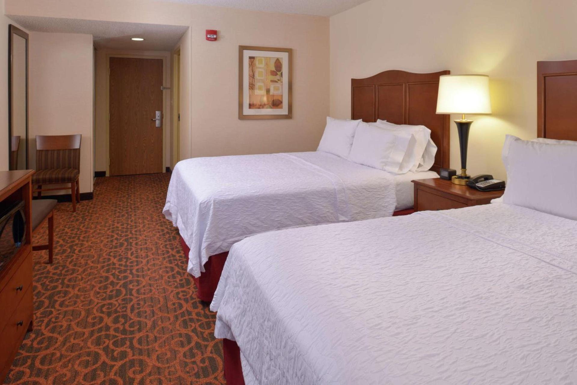 Hampton Inn Frederick photo 36
