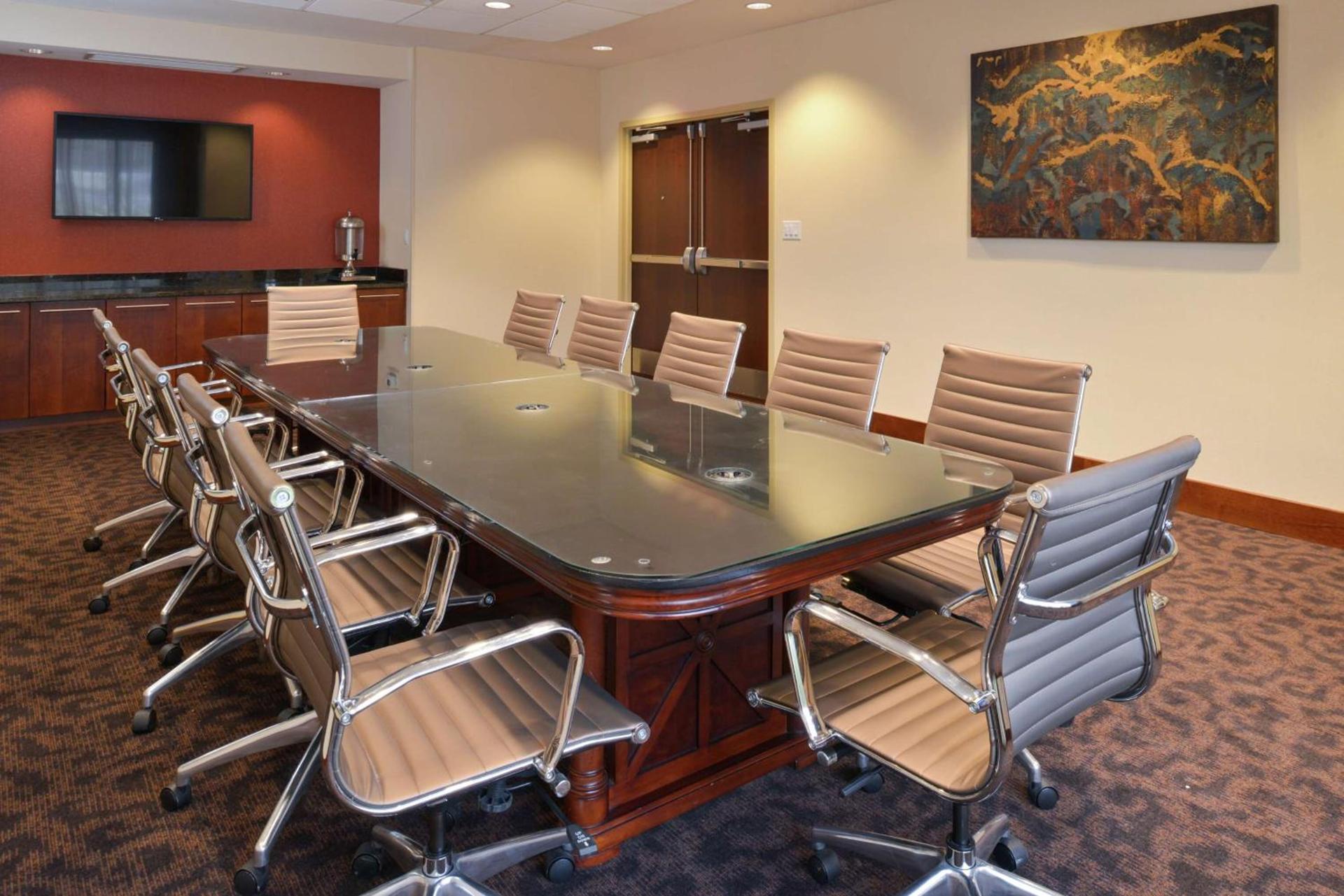 Hampton Inn Frederick photo 46