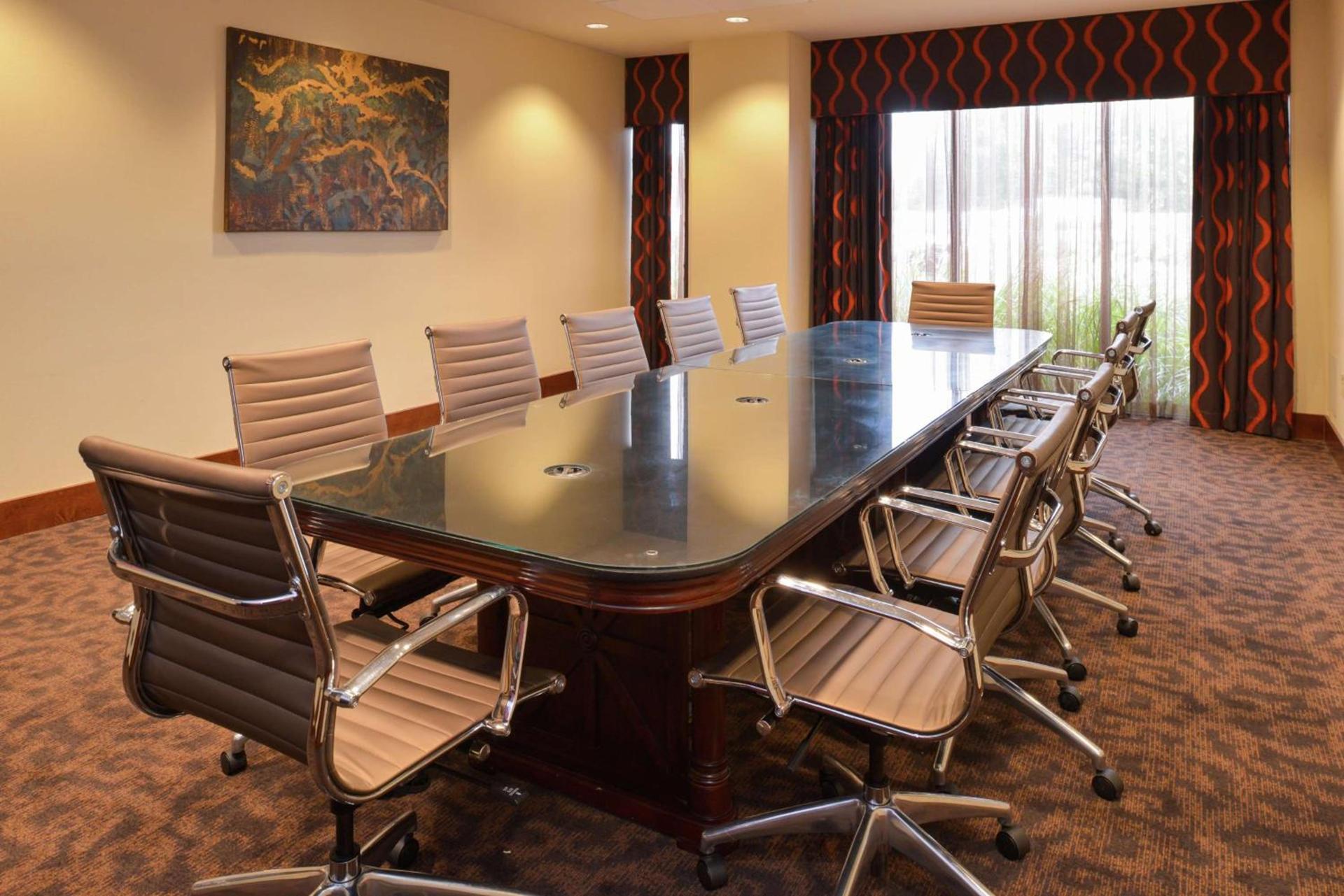 Hampton Inn Frederick photo 47