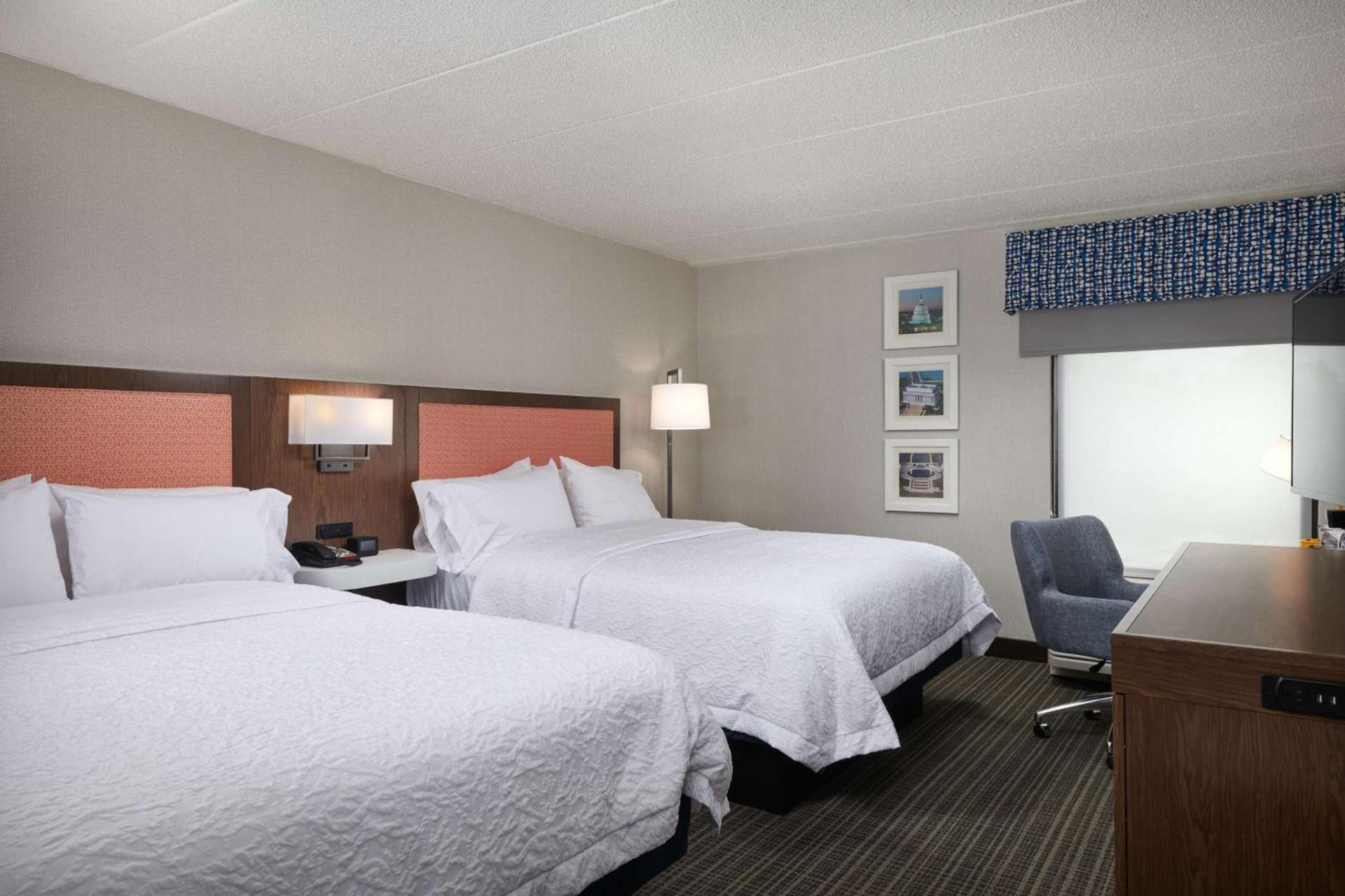 Hampton Inn Fairfax City photo 17