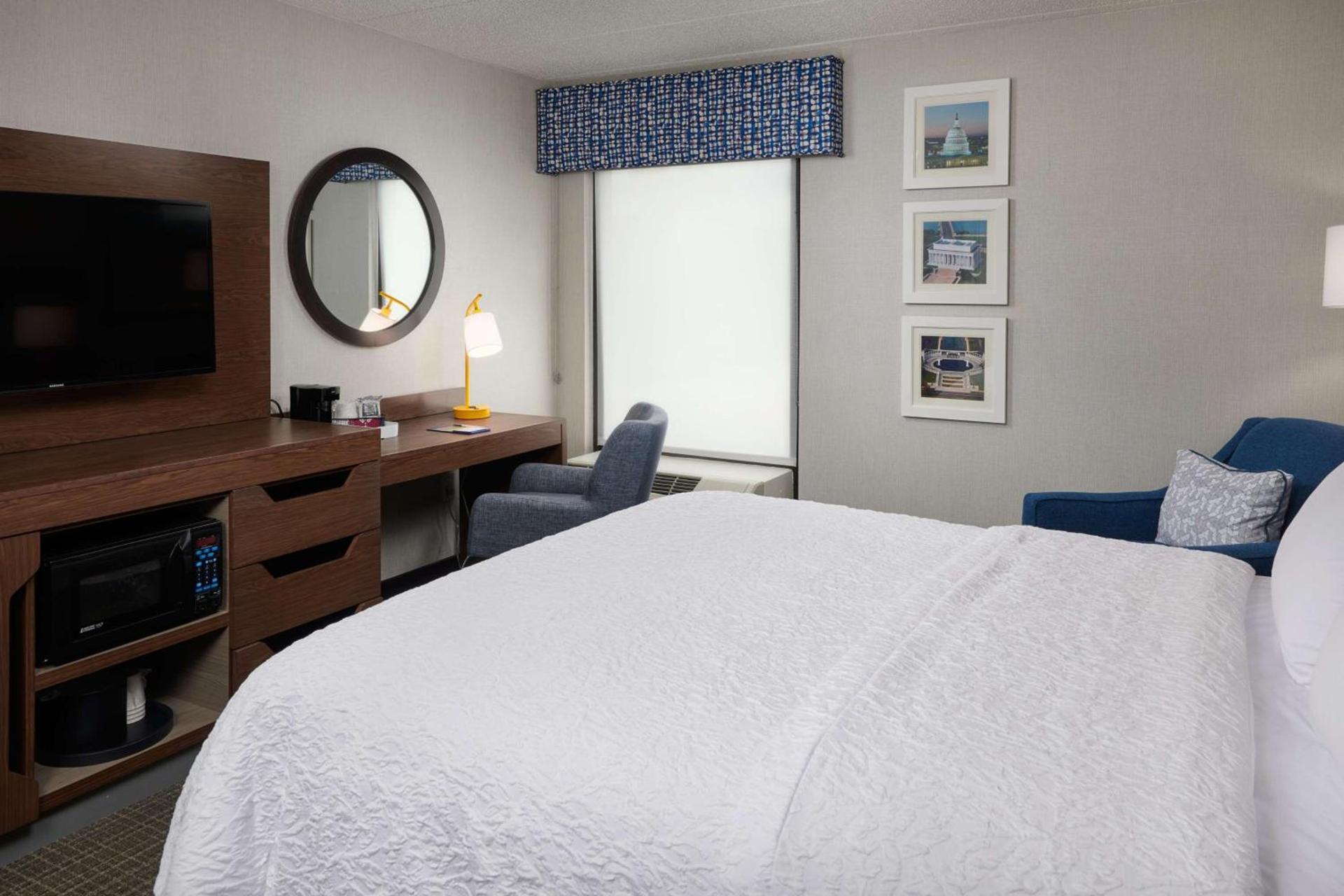Hampton Inn Fairfax City photo 20