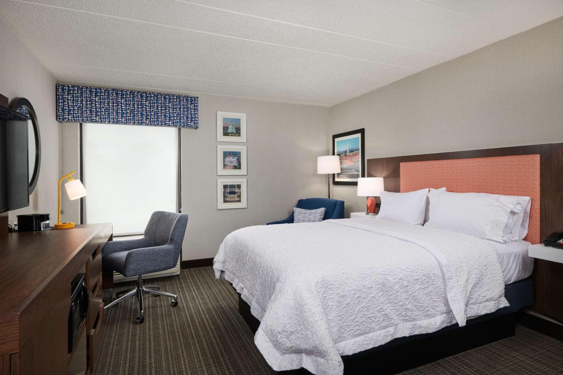 Hampton Inn Fairfax City photo 21