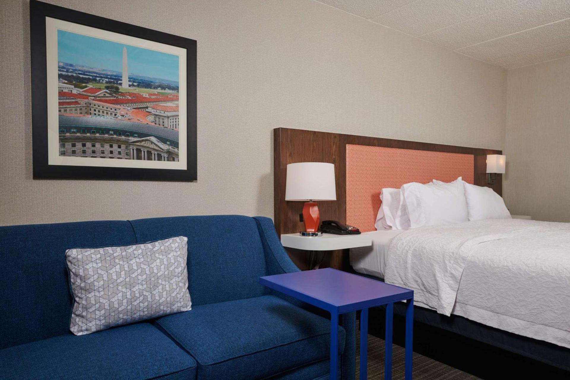 Hampton Inn Fairfax City photo 28