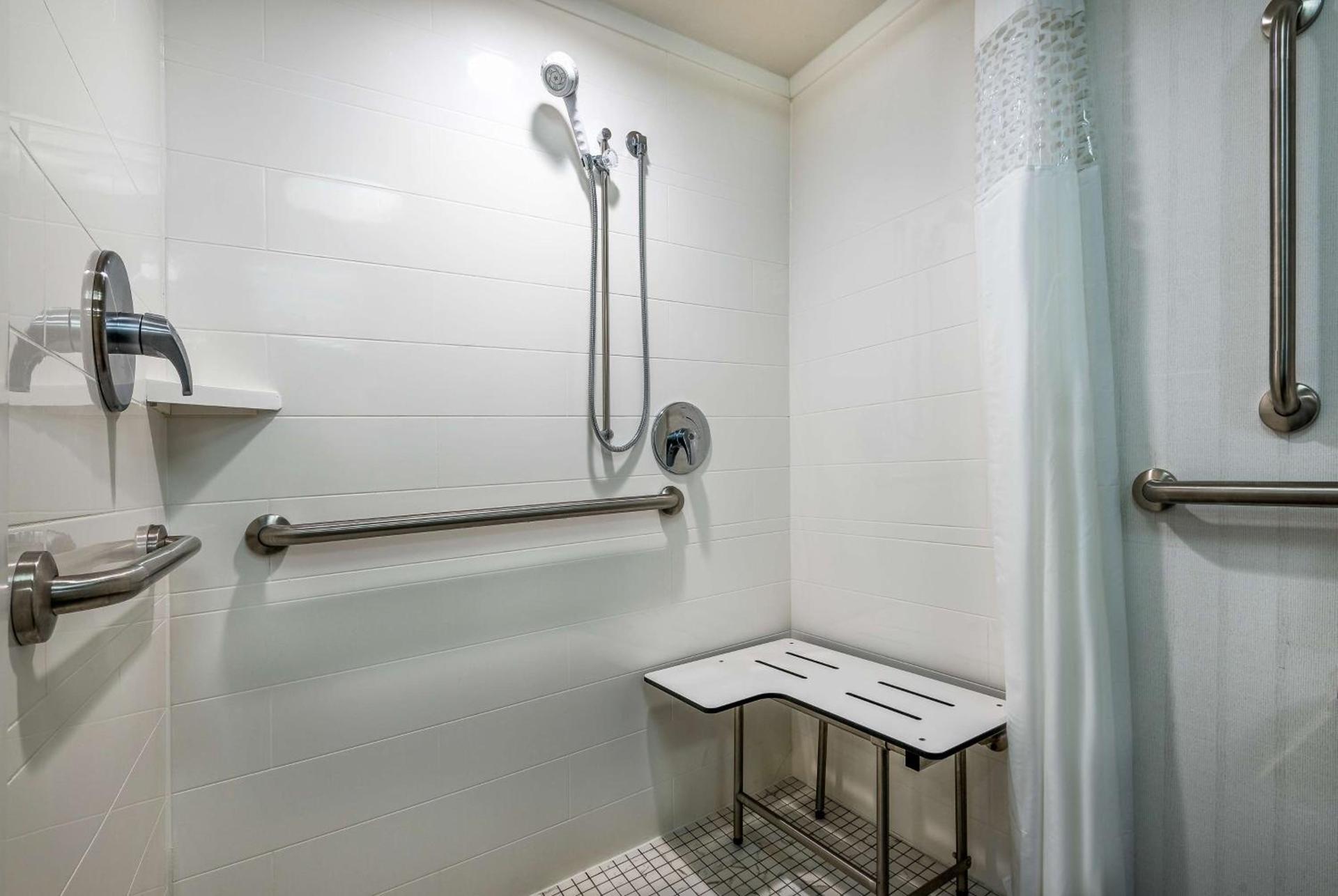 Hampton Inn & Suites Florence Center photo 25