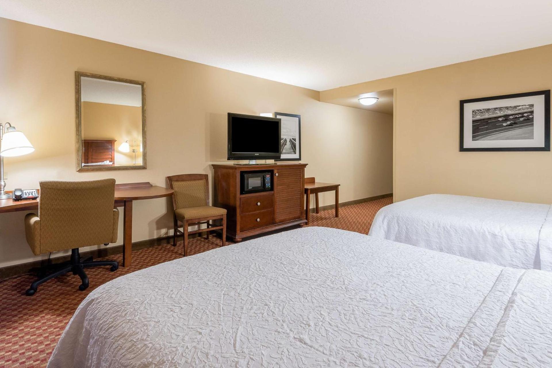 Hampton Inn & Suites Florence-North-I-95 photo 20