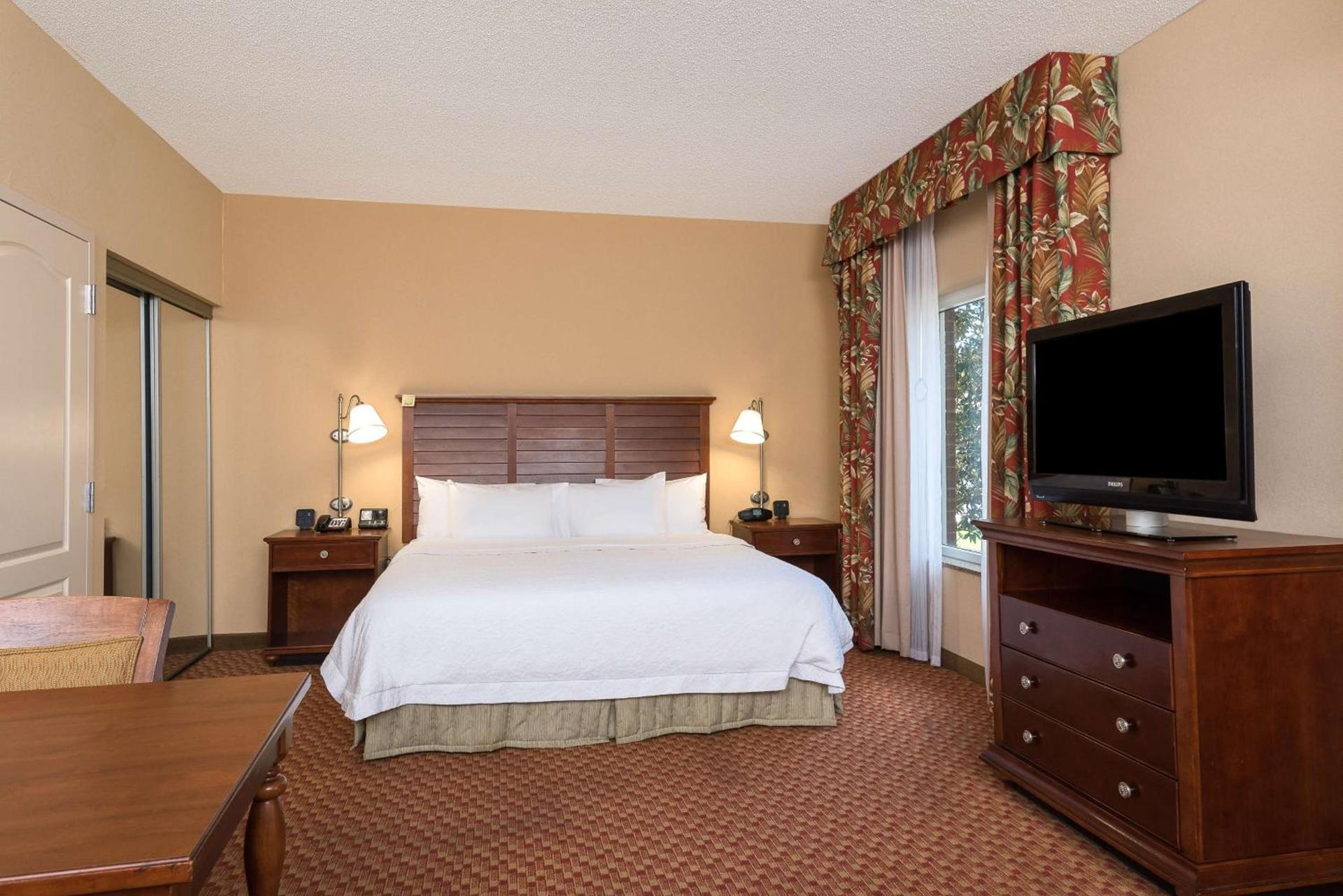 Hampton Inn & Suites Florence-North-I-95 photo 23