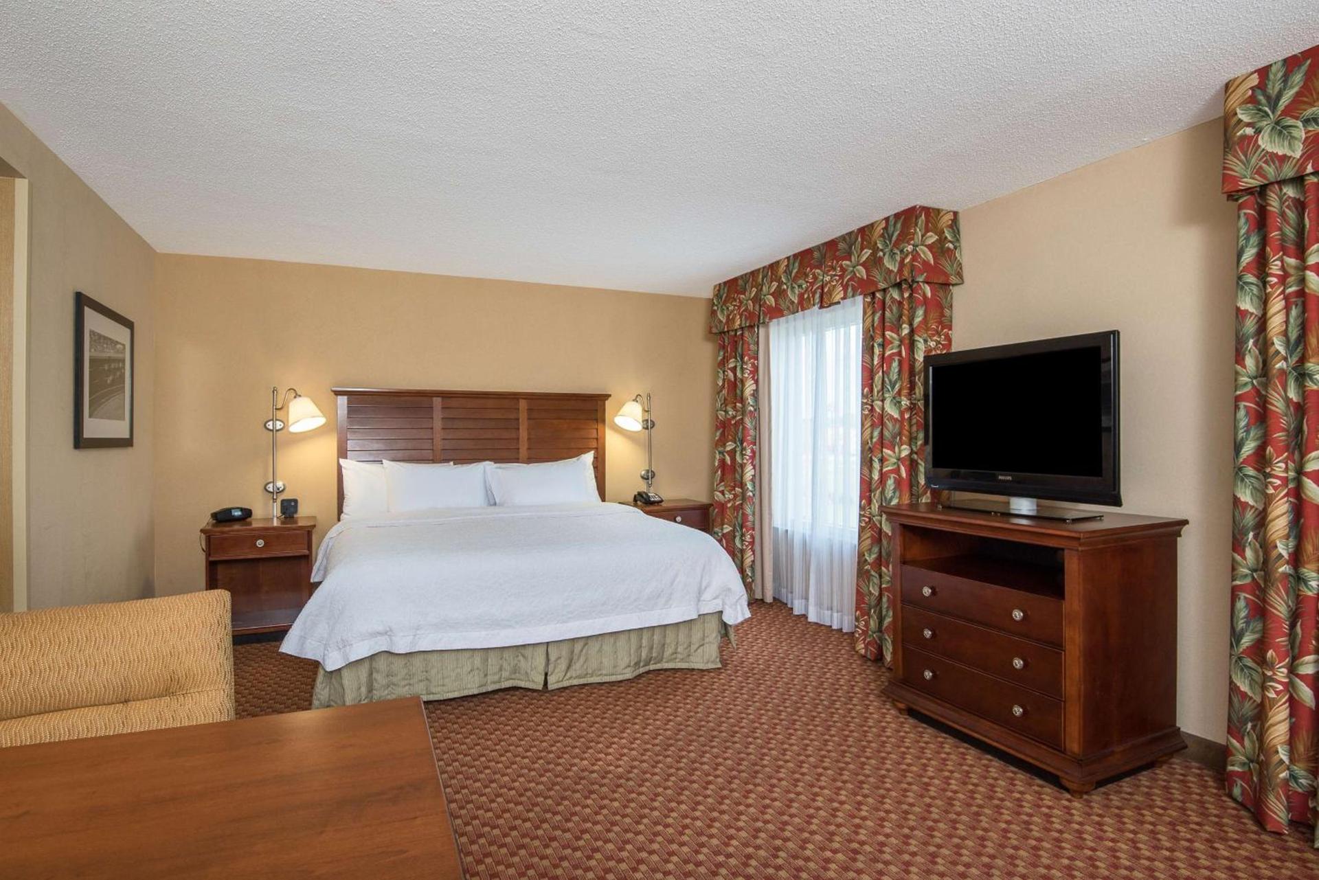 Hampton Inn & Suites Florence-North-I-95 photo 27