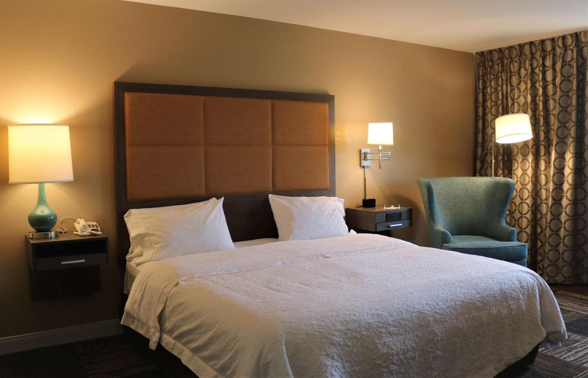 Hampton Inn & Suites Fremont photo 19