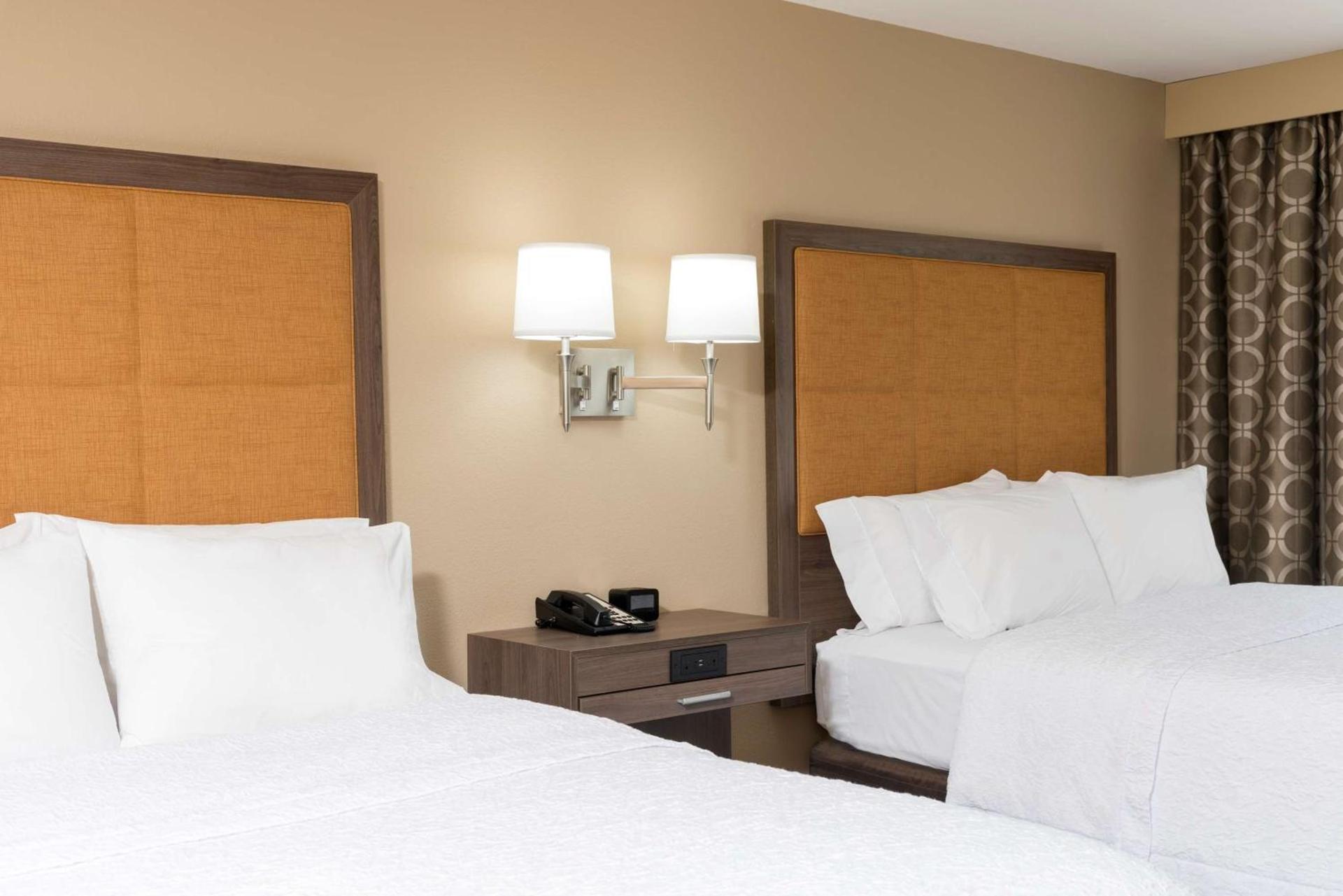 Hampton Inn & Suites Fremont photo 26