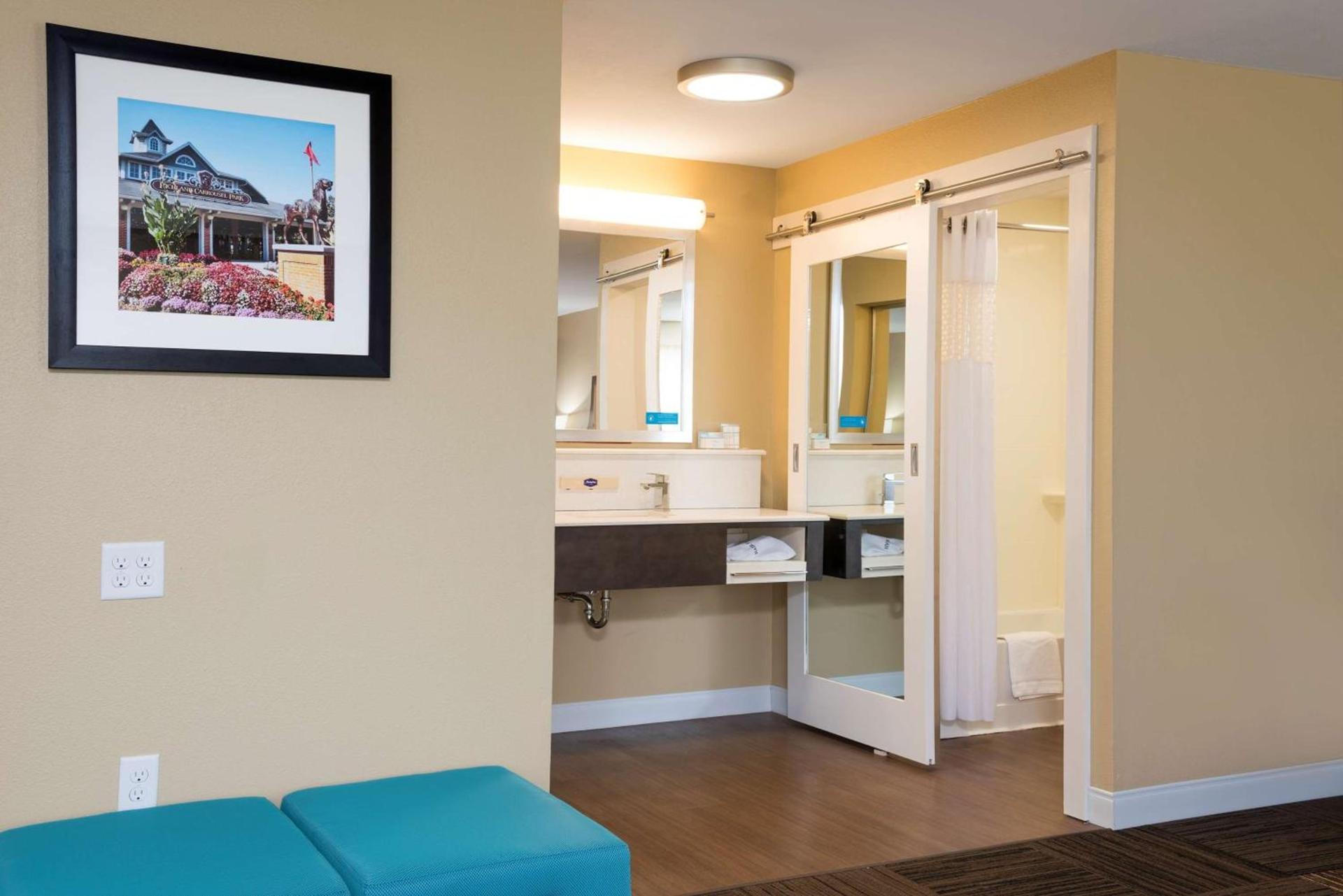 Hampton Inn & Suites Fremont photo 30