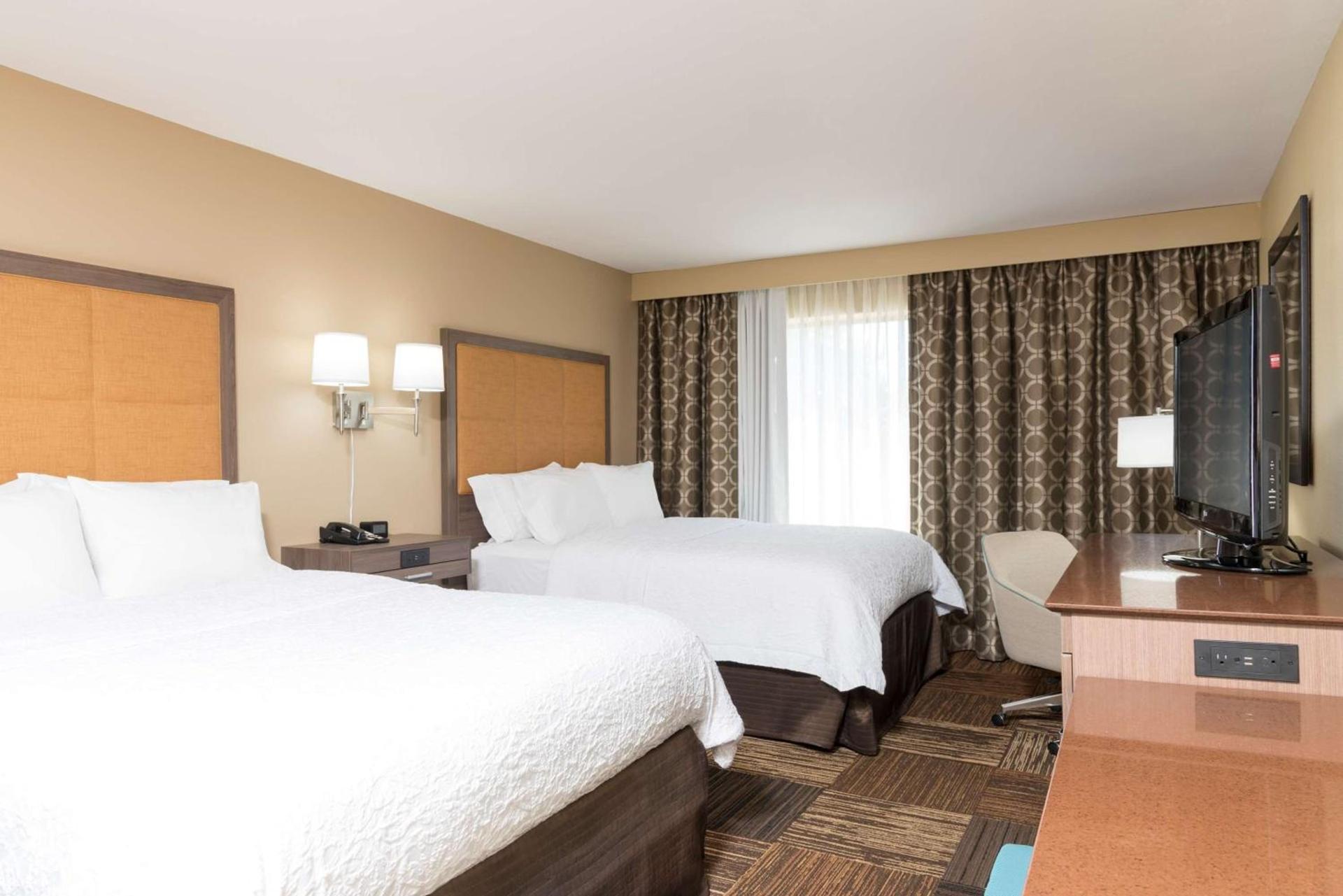 Hampton Inn & Suites Fremont photo 35