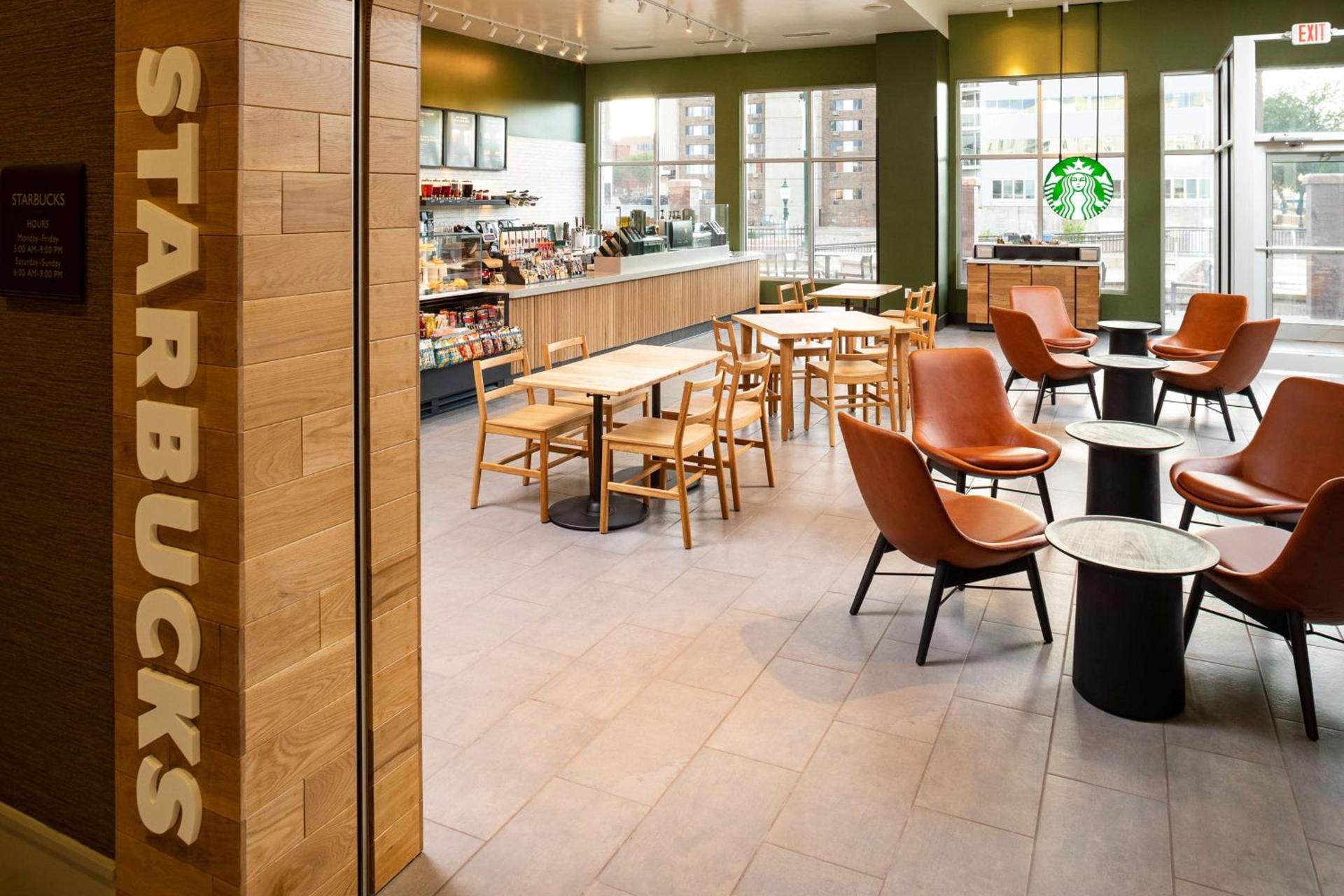 Hilton Garden Inn Sioux Falls Downtown photo 8