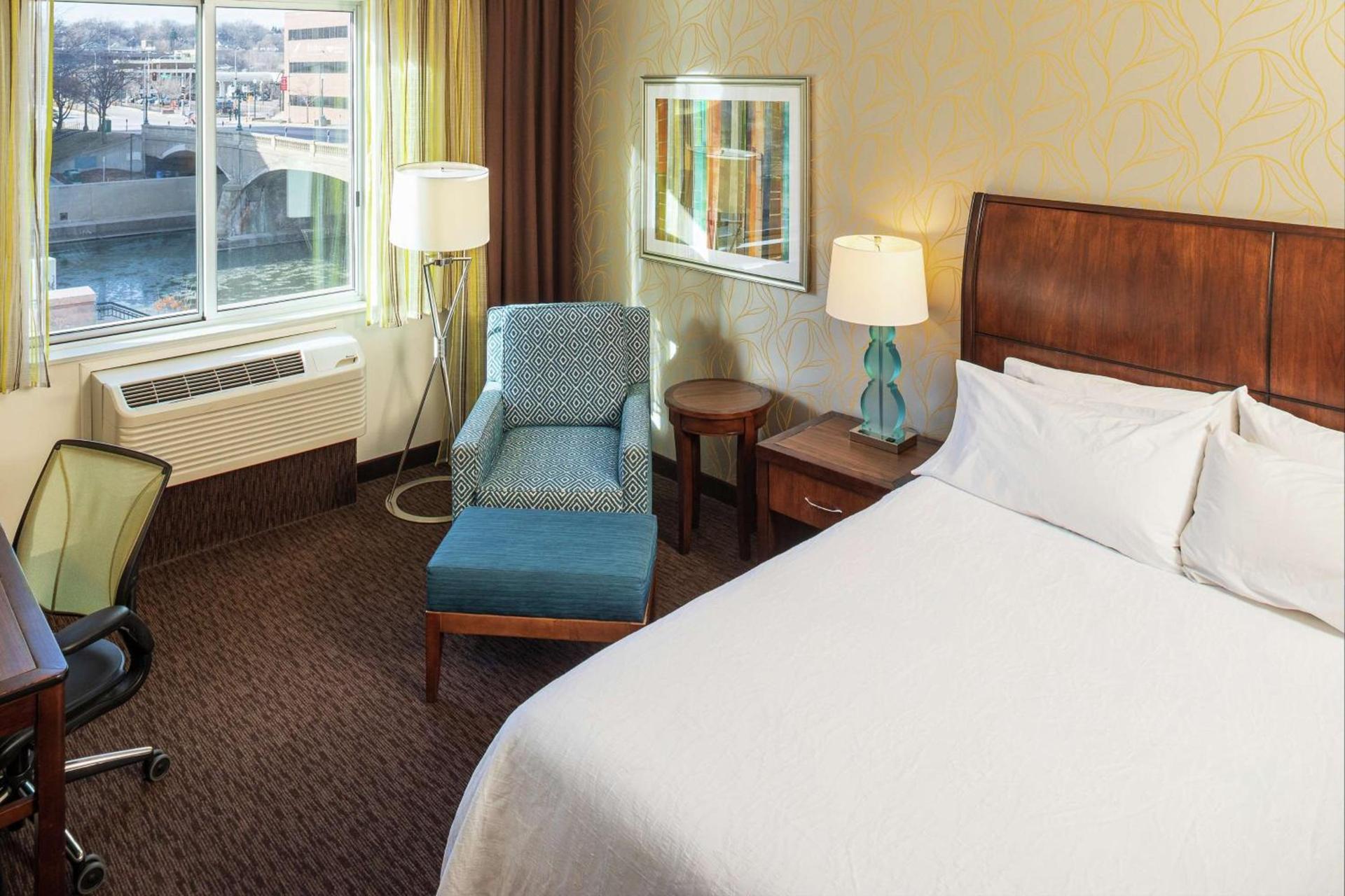 Hilton Garden Inn Sioux Falls Downtown photo 16