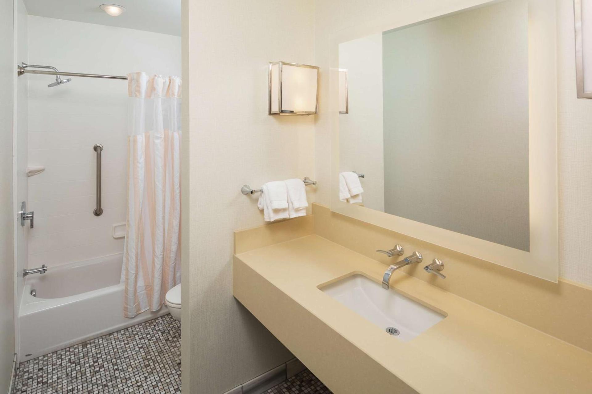 Hilton Garden Inn Sioux Falls Downtown photo 20
