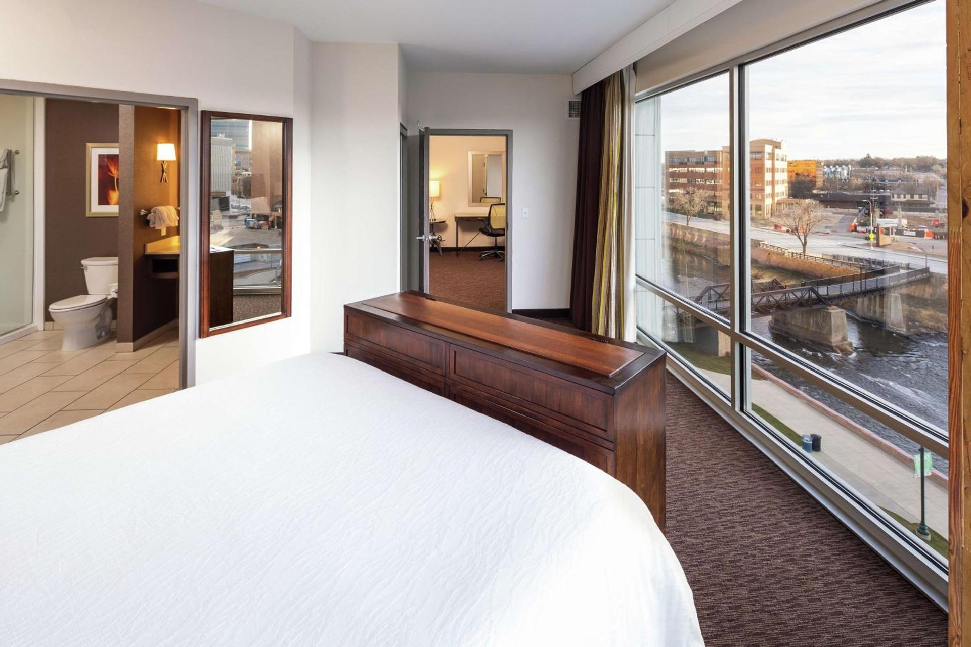Hilton Garden Inn Sioux Falls Downtown photo 26