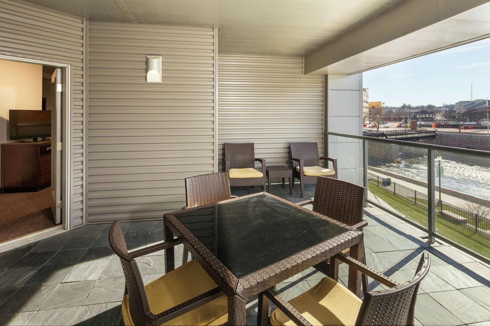Hilton Garden Inn Sioux Falls Downtown photo 28