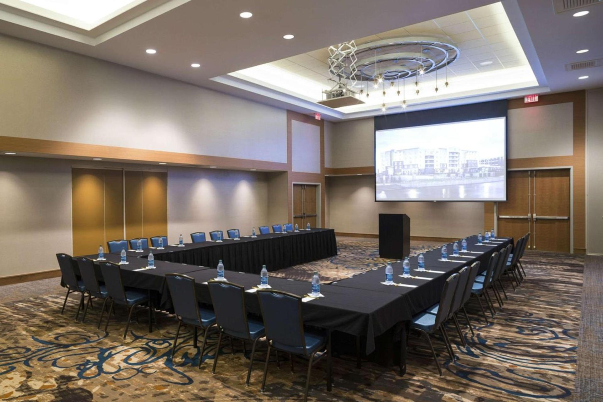 Hilton Garden Inn Sioux Falls Downtown photo 48
