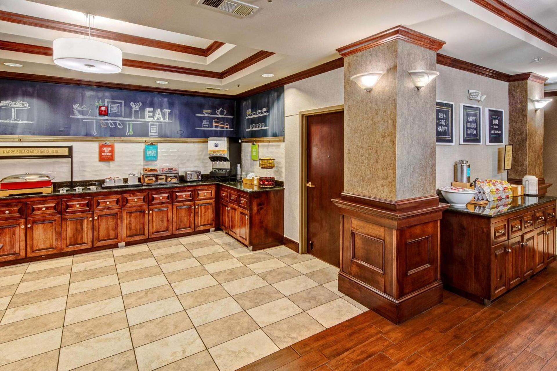Hampton Inn Van Buren photo 8
