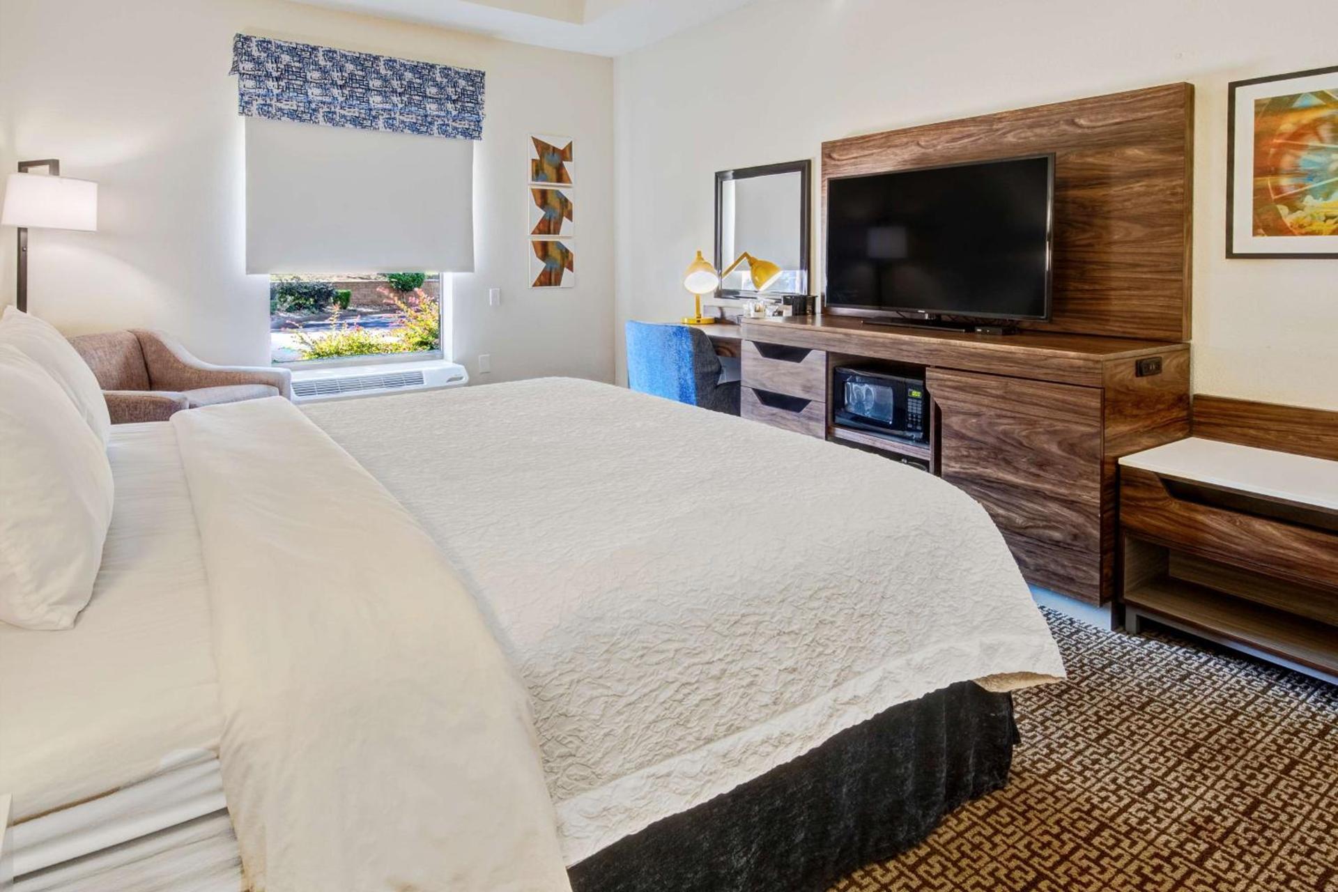 Hampton Inn Van Buren photo 18