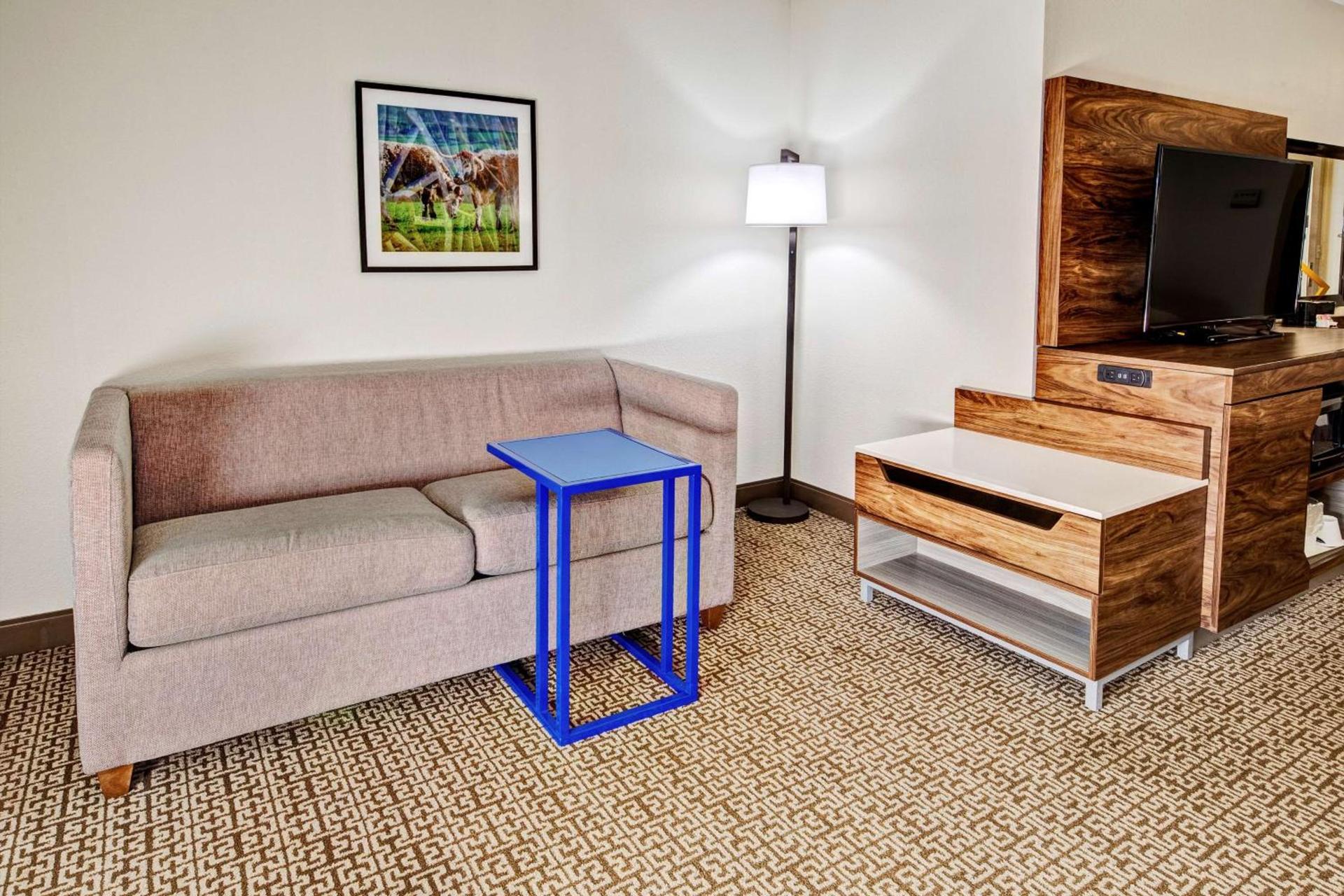 Hampton Inn Van Buren photo 23