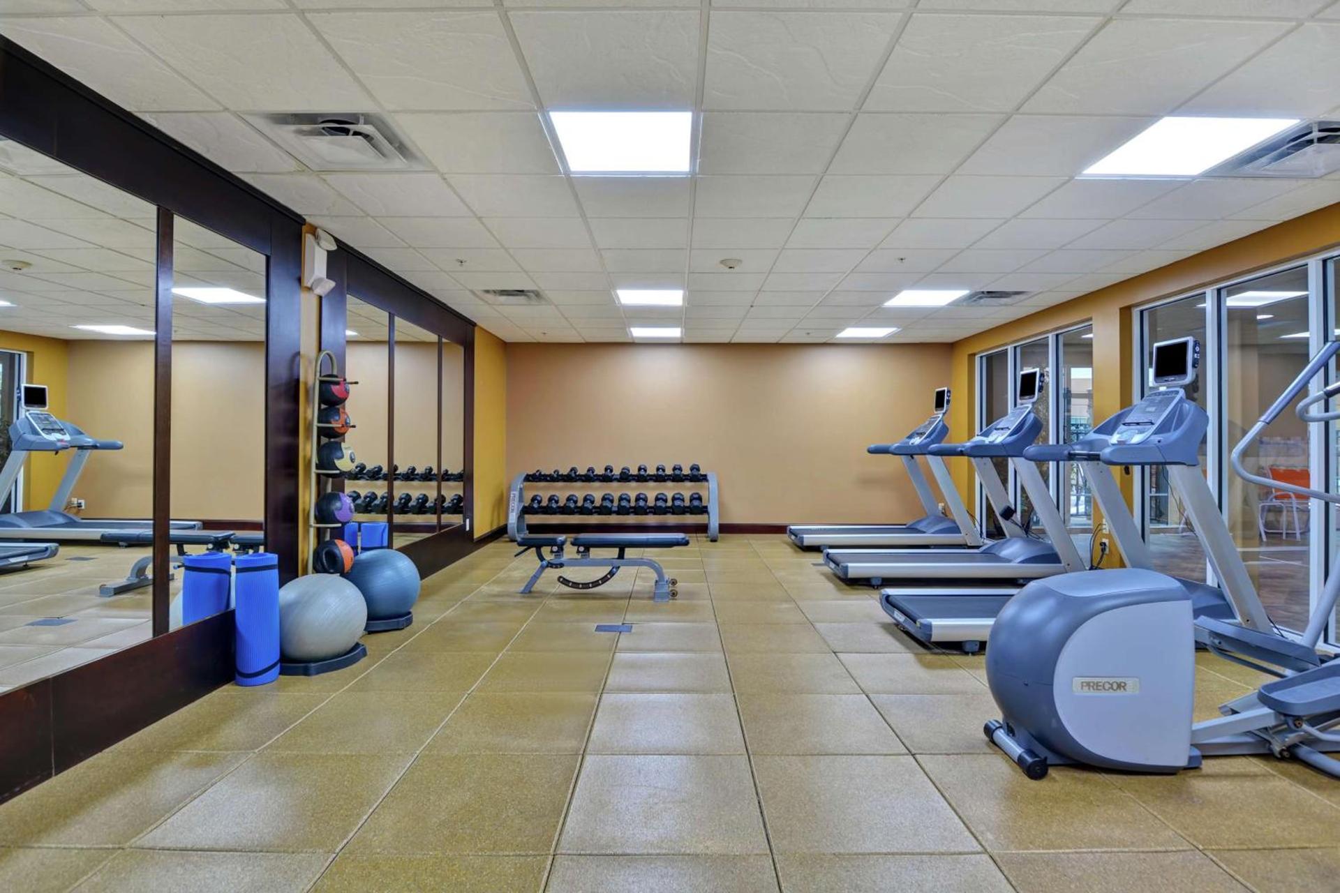 Homewood Suites by Hilton Fayetteville photo 17
