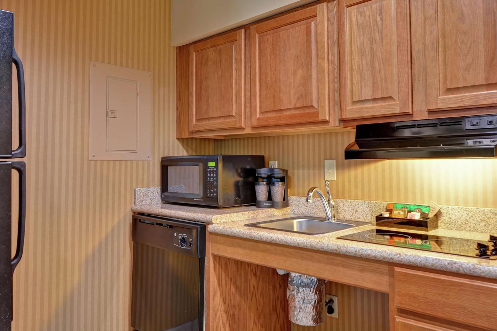 Homewood Suites by Hilton Fayetteville photo 40