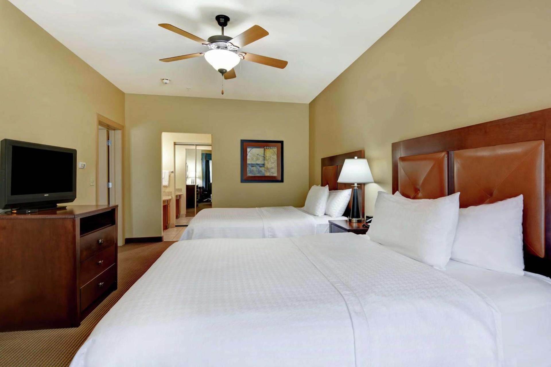 Homewood Suites by Hilton Fayetteville photo 41