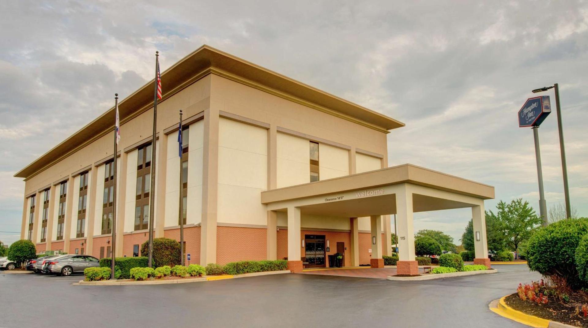 Hampton Inn Gaffney photo 2