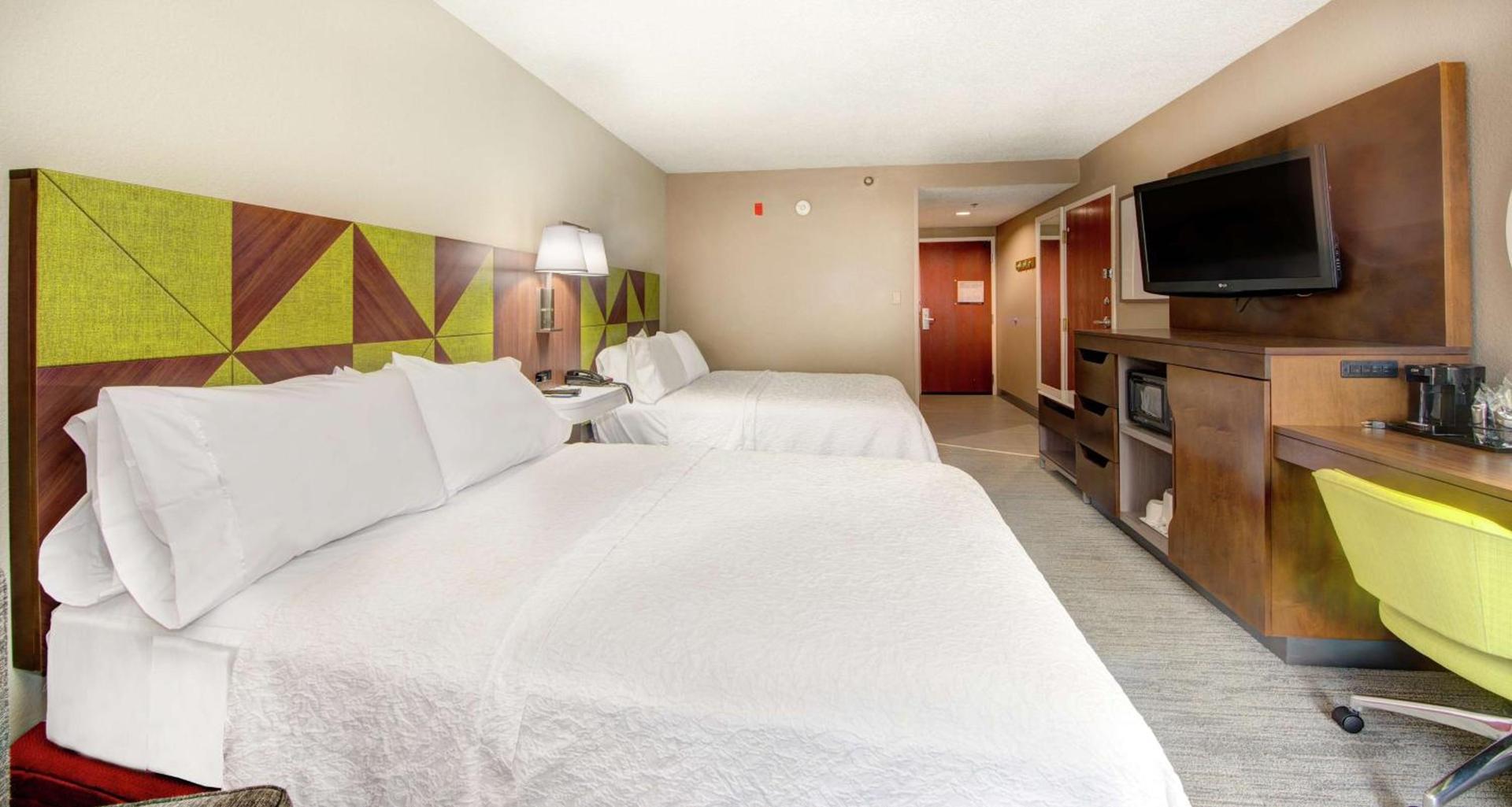 Hampton Inn Gaffney photo 15