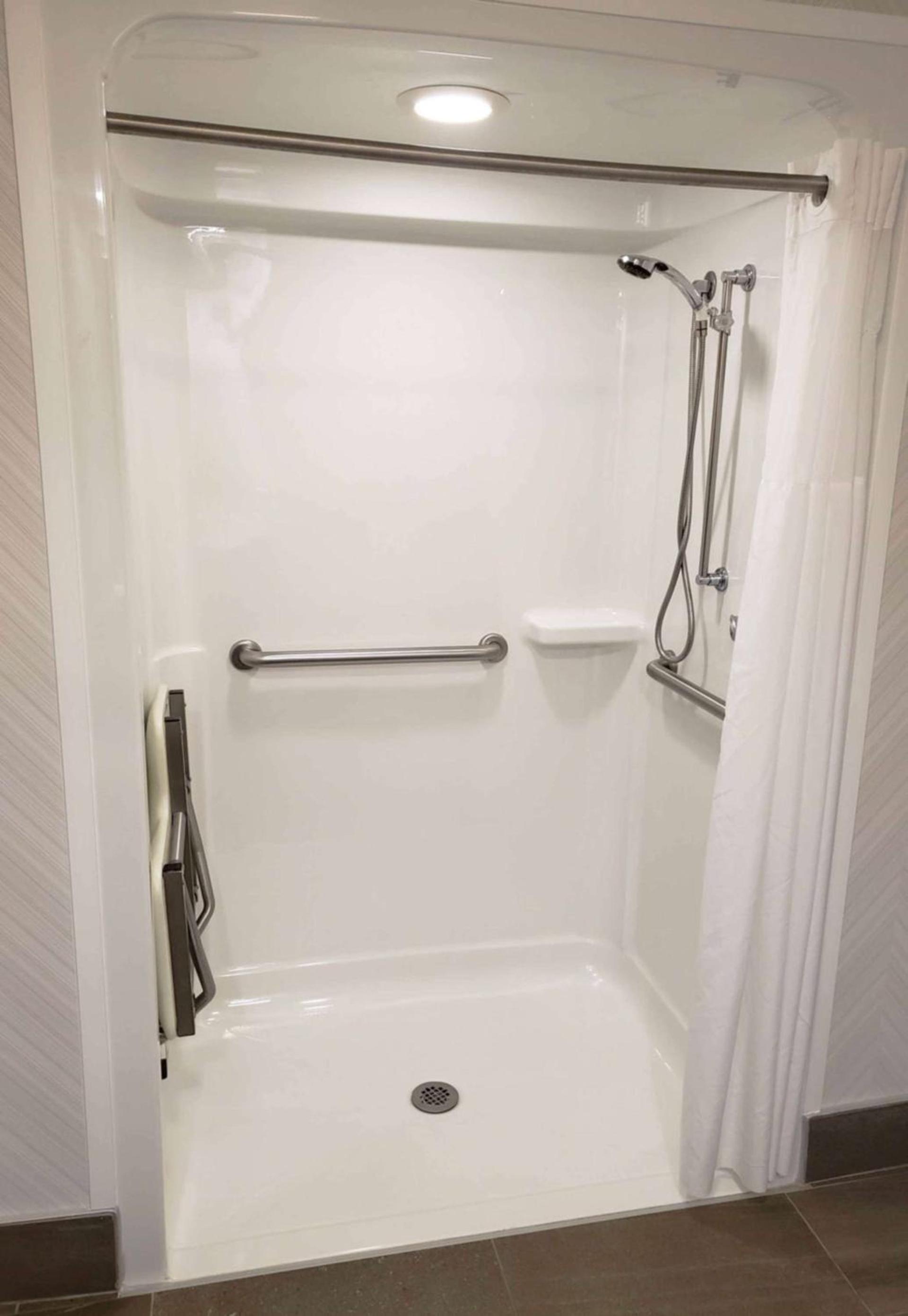 Hampton Inn Greensburg photo 18