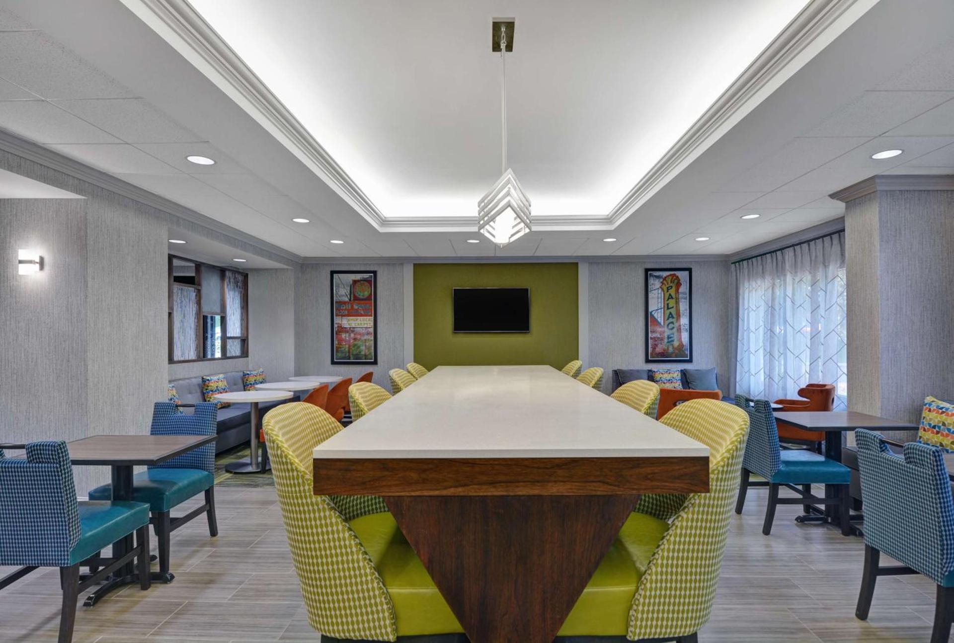 Hampton Inn Gallatin photo 6