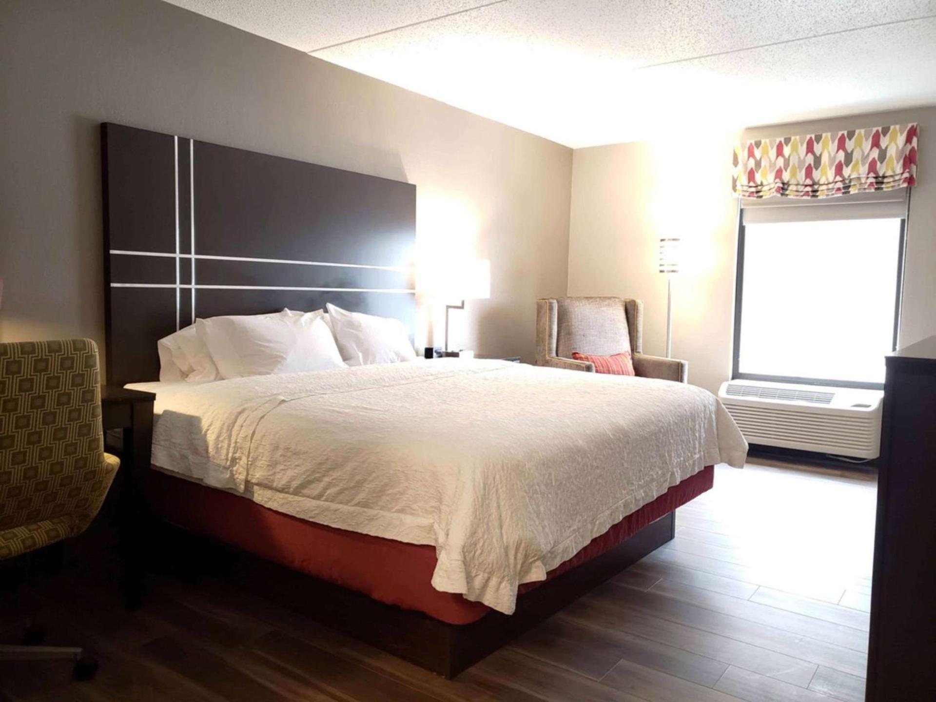 Hampton Inn Greensburg photo 24