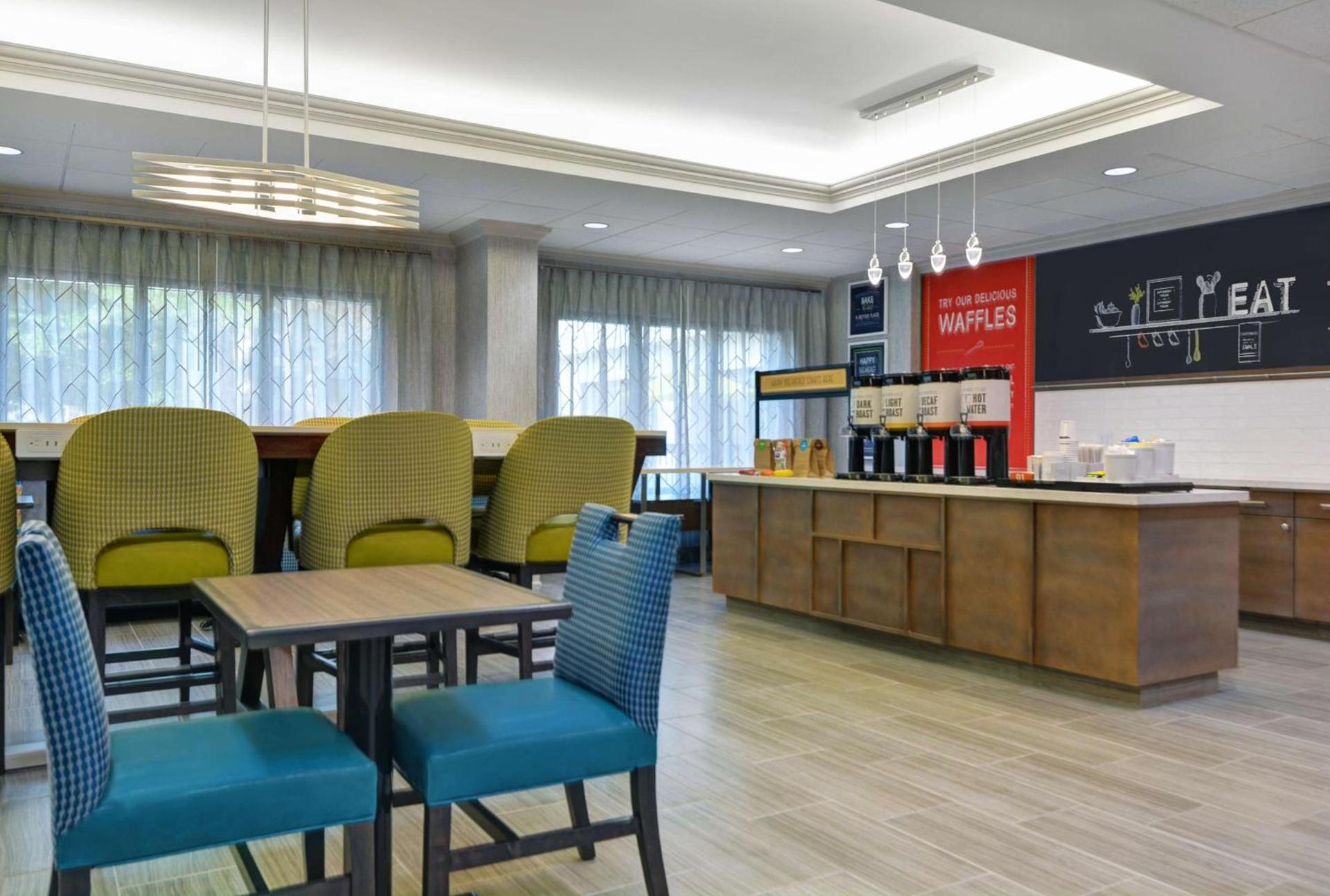 Hampton Inn Gallatin photo 12