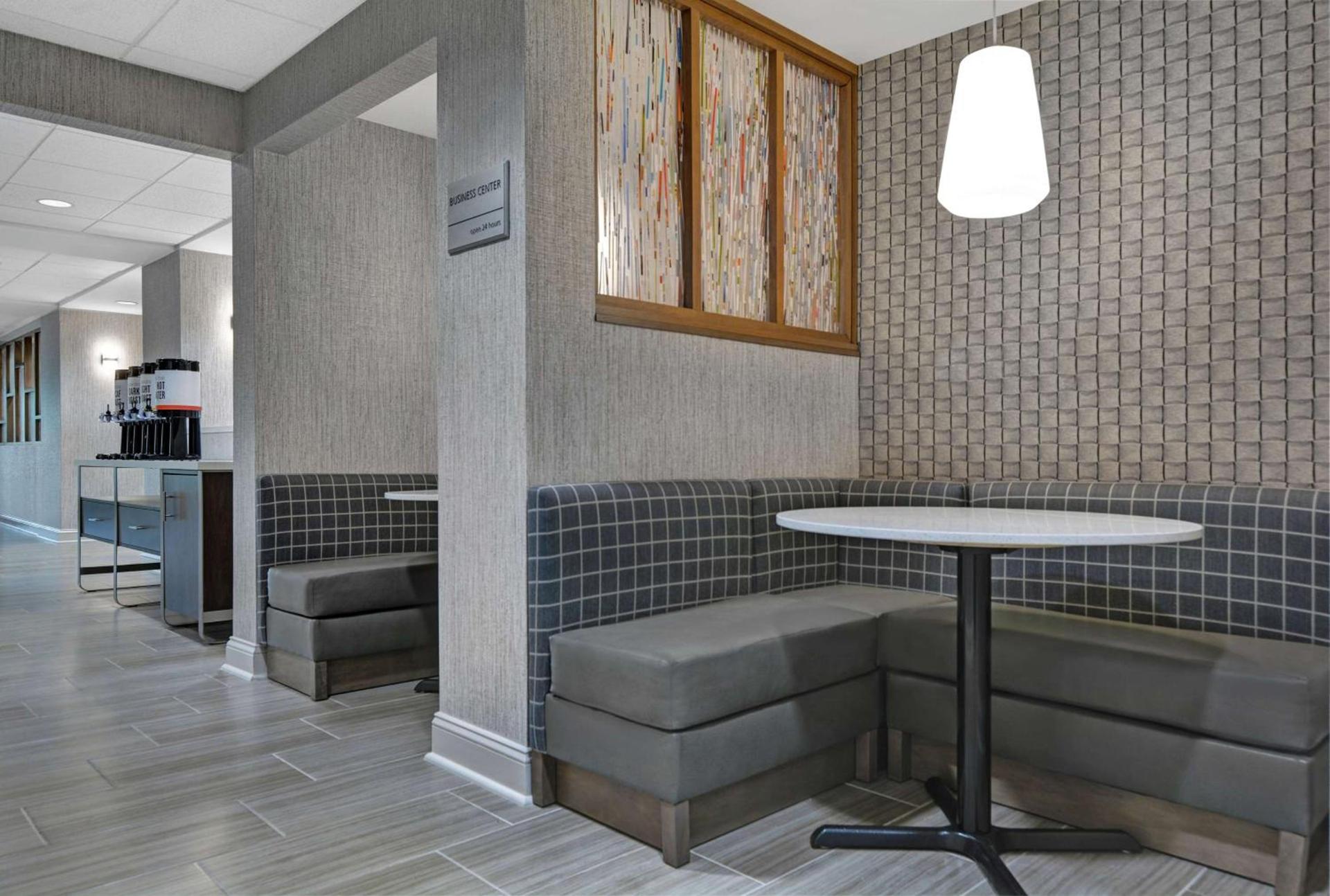 Hampton Inn Gallatin photo 11