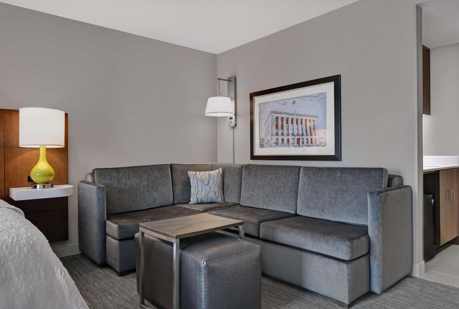 Hampton Inn Gallatin photo 24