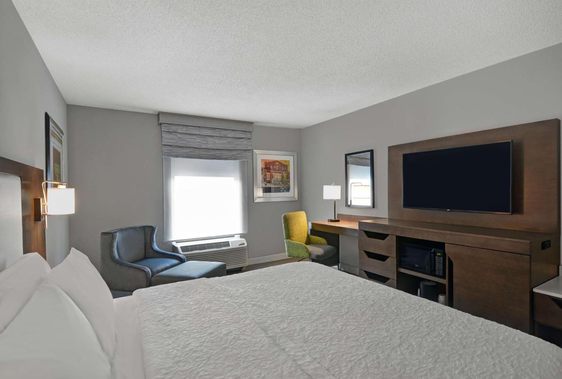 Hampton Inn Gallatin photo 36