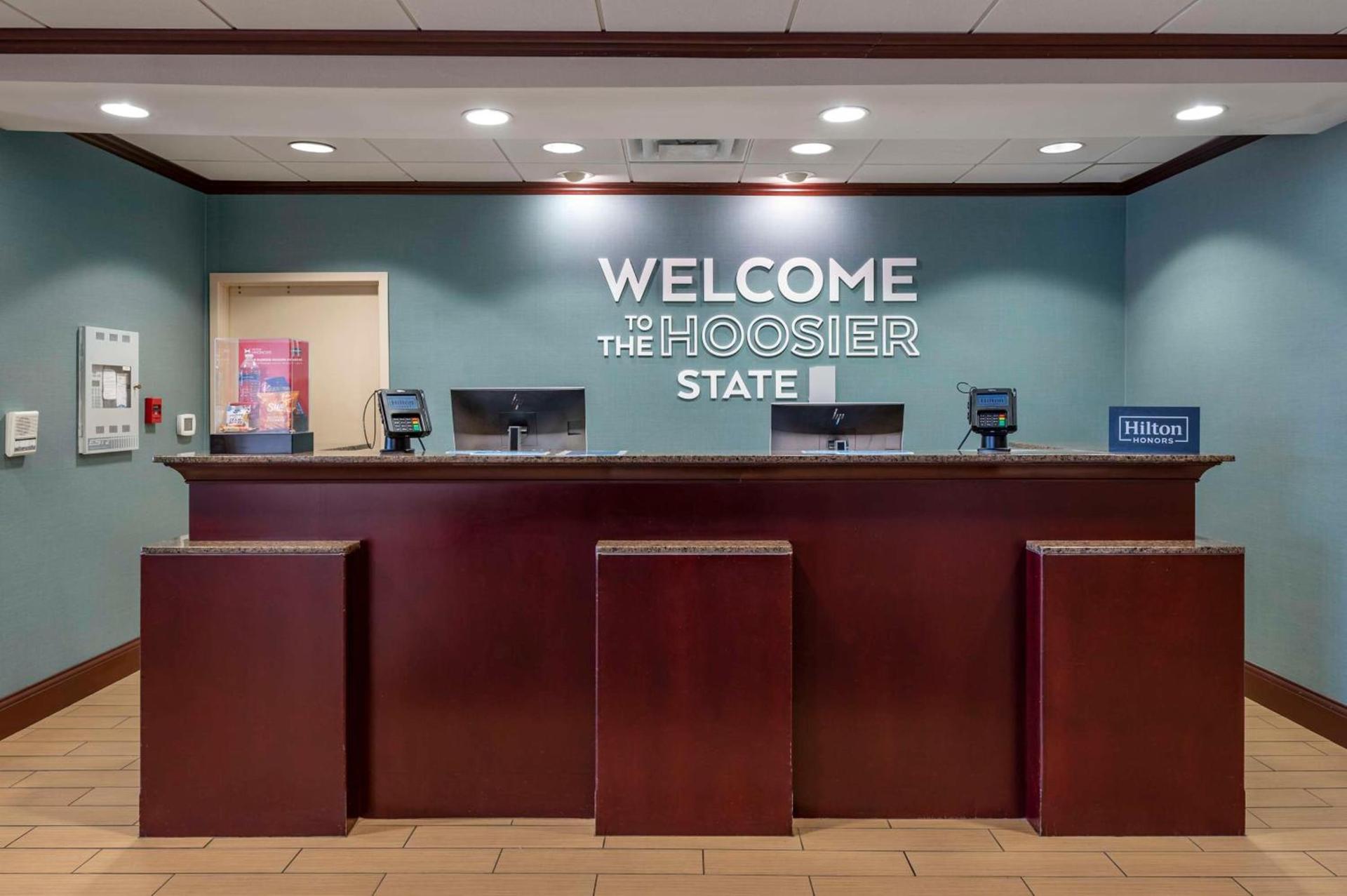 Hampton Inn Greenfield photo 8