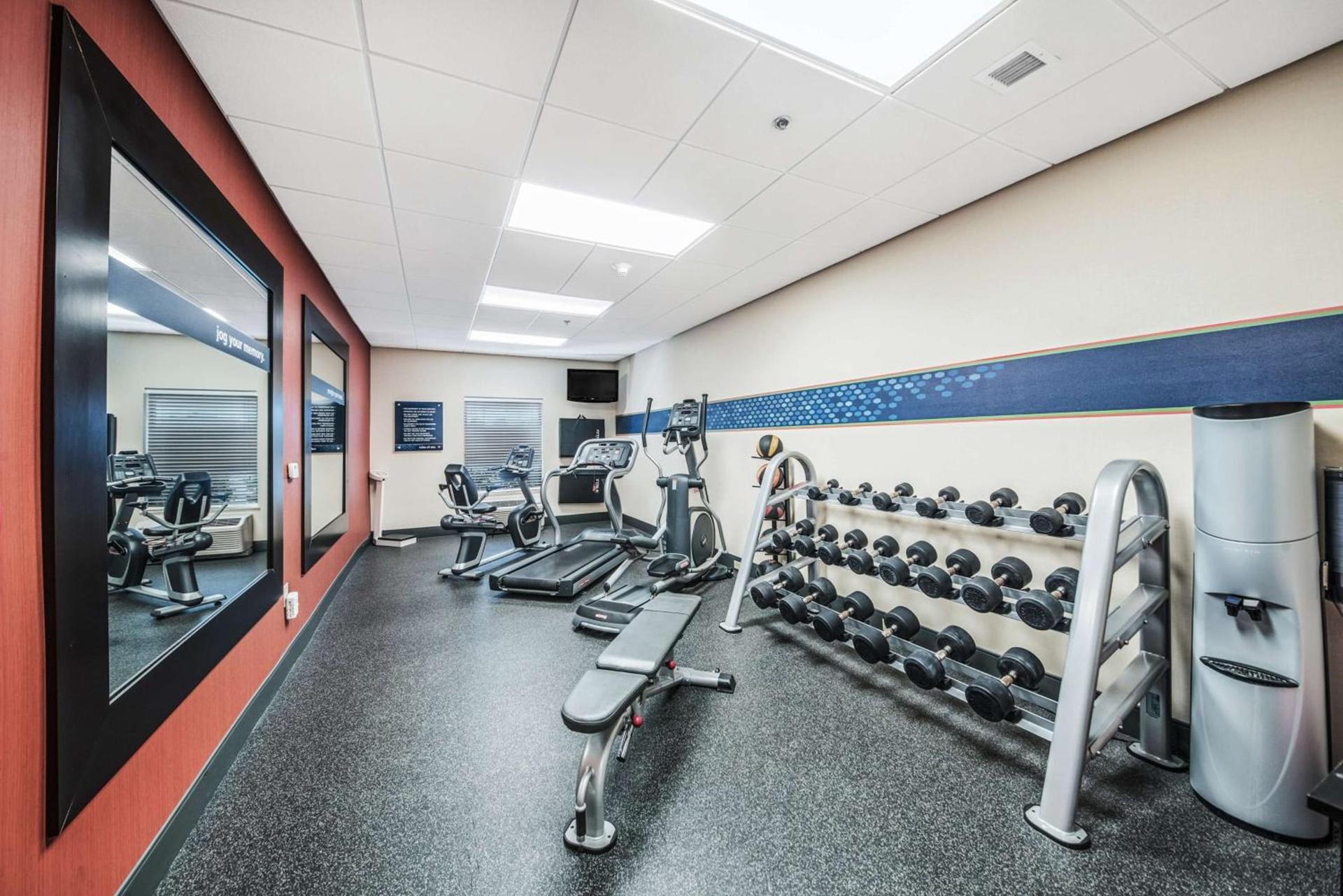 Hampton Inn Greenfield photo 16