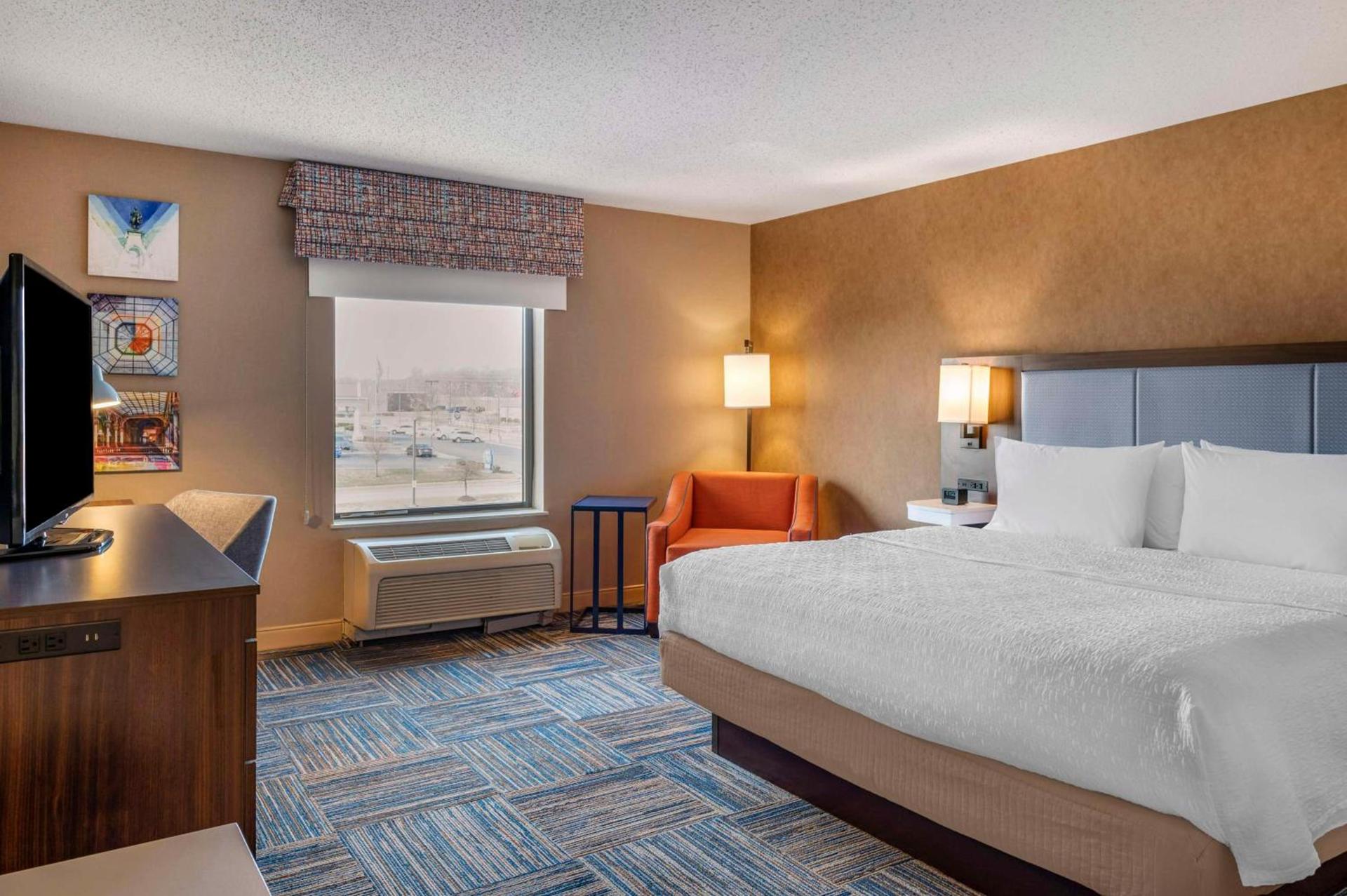 Hampton Inn Greenfield photo 39
