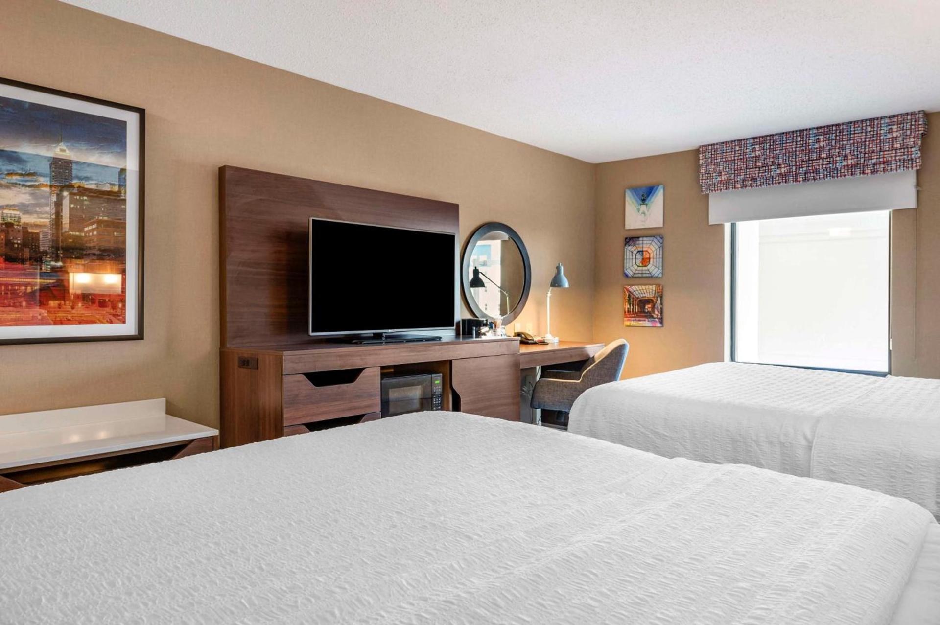 Hampton Inn Greenfield photo 44